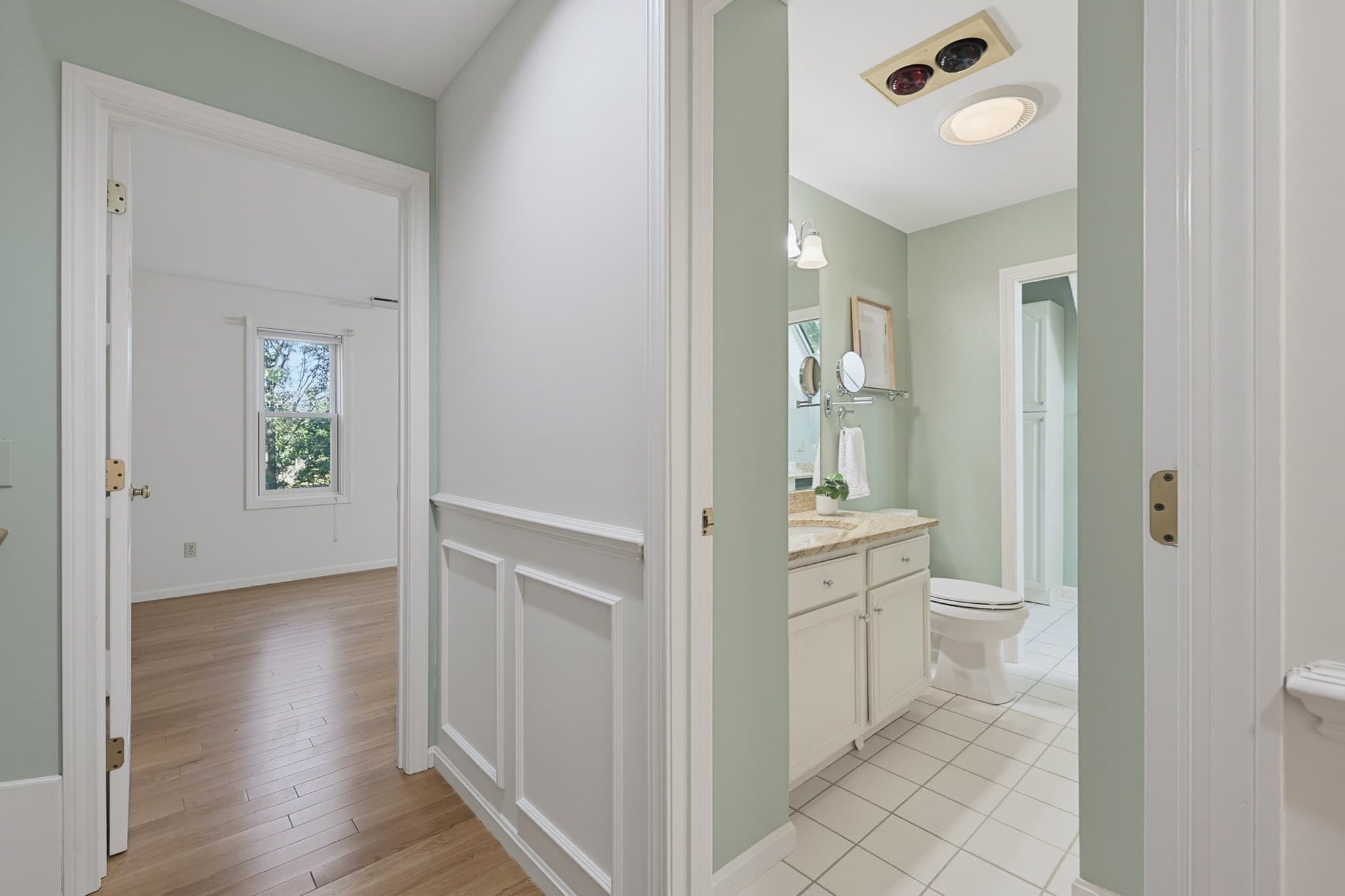 Condominium at 85 Hammond Pl # 85, Woburn MA 01801, Woburn, photo 22 of 35