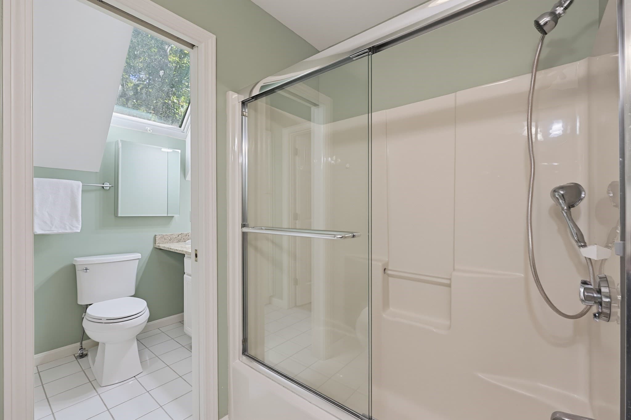 Condominium at 85 Hammond Pl # 85, Woburn MA 01801, Woburn, photo 24 of 35