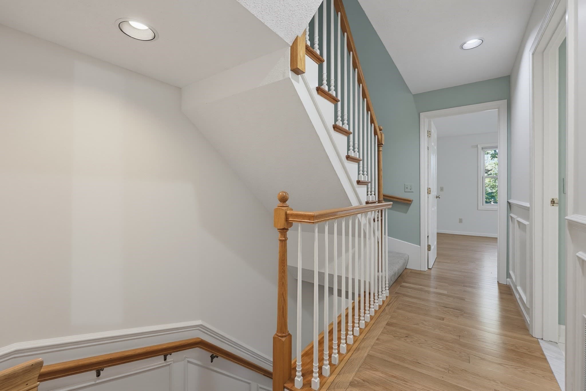 Condominium at 85 Hammond Pl # 85, Woburn MA 01801, Woburn, photo 21 of 35