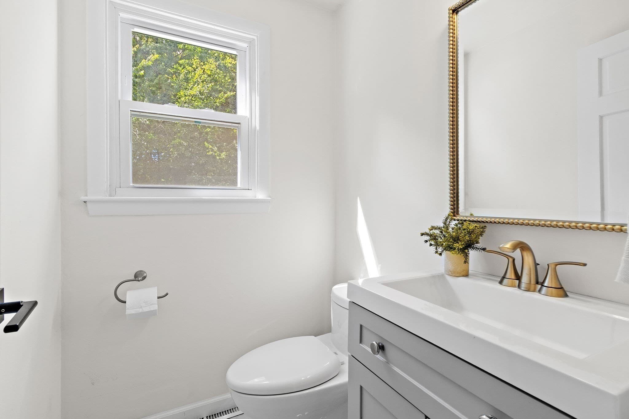 Single Family Residence at 468 Underwood St, Holliston MA 01746, Holliston, photo 11 of 38
