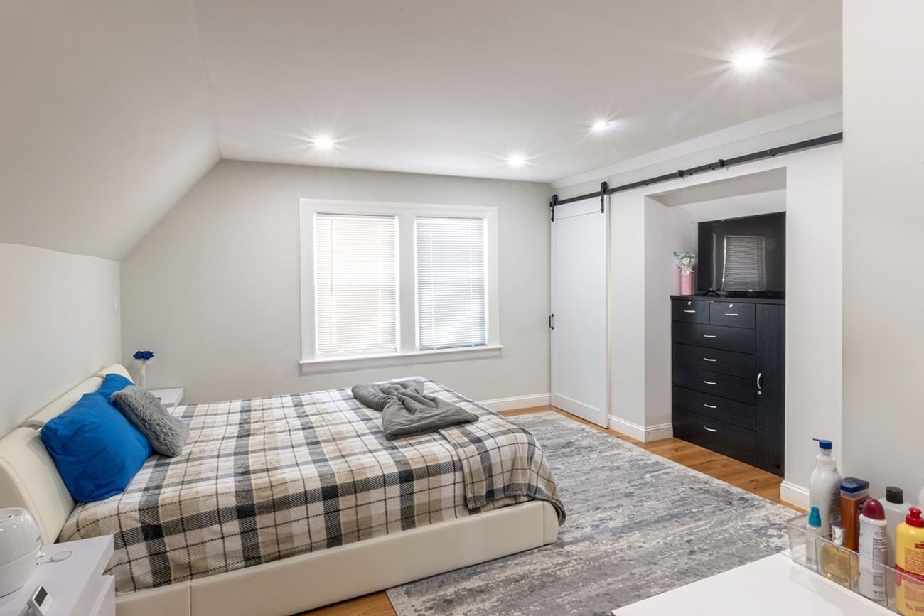 Single Family Residence at 16 Thayer Street, Worcester MA 01603, Worcester, photo 16 of 39
