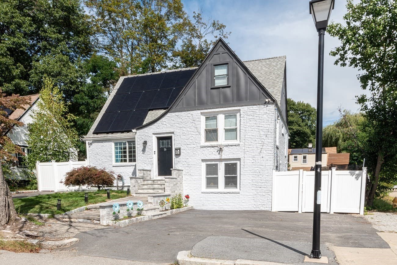 Single Family Residence at 16 Thayer Street, Worcester MA 01603, Worcester, photo 34 of 39