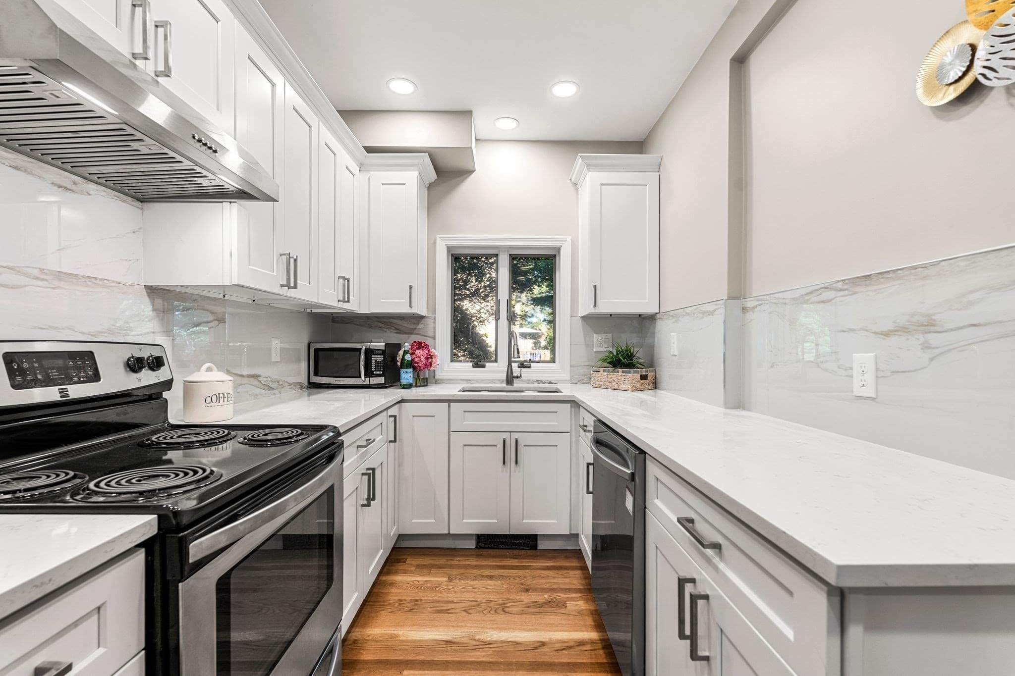 Single Family Residence at 233 Lakeshore Dr, Wayland MA 01778, Wayland, photo 8 of 40