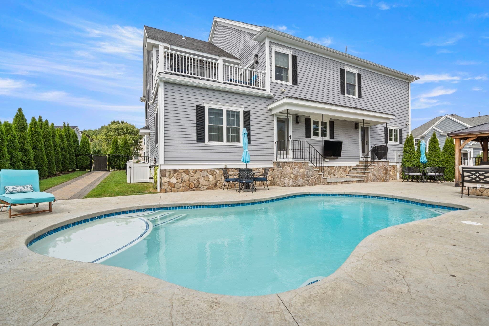 Single Family Residence at 2 Oneil Way, Saugus MA 01906, Saugus, photo 41 of 41