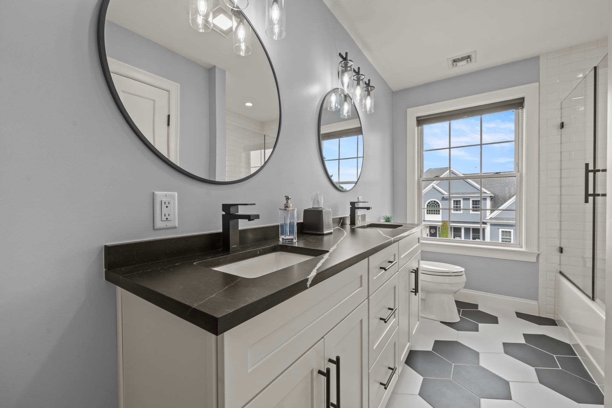 Single Family Residence at 2 Oneil Way, Saugus MA 01906, Saugus, photo 18 of 41