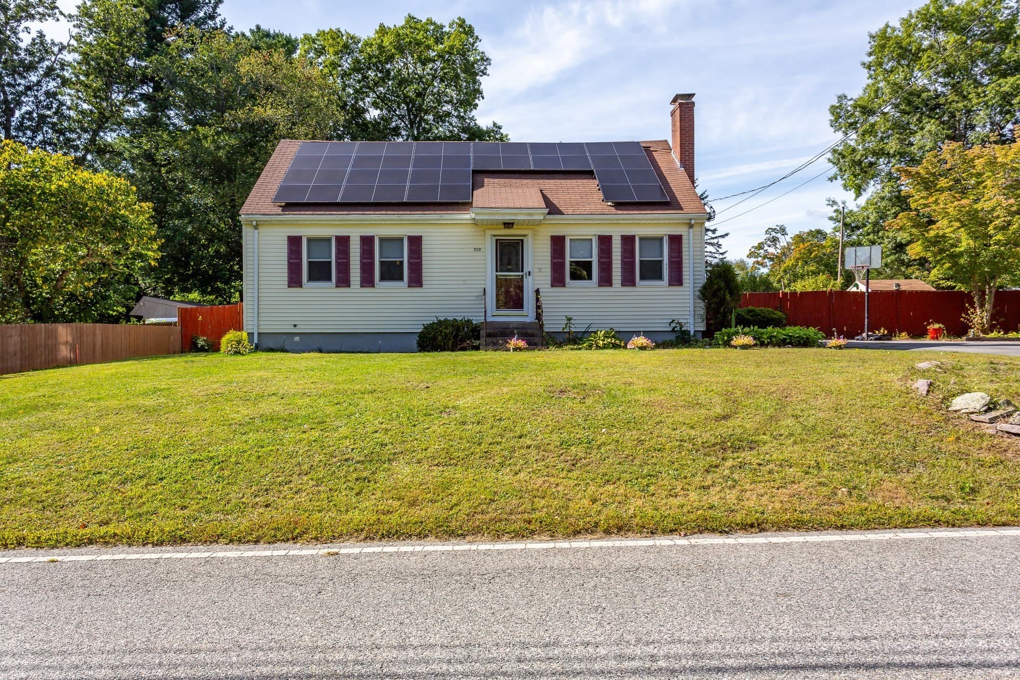 359 Pike Ave, Attleboro MA 02703