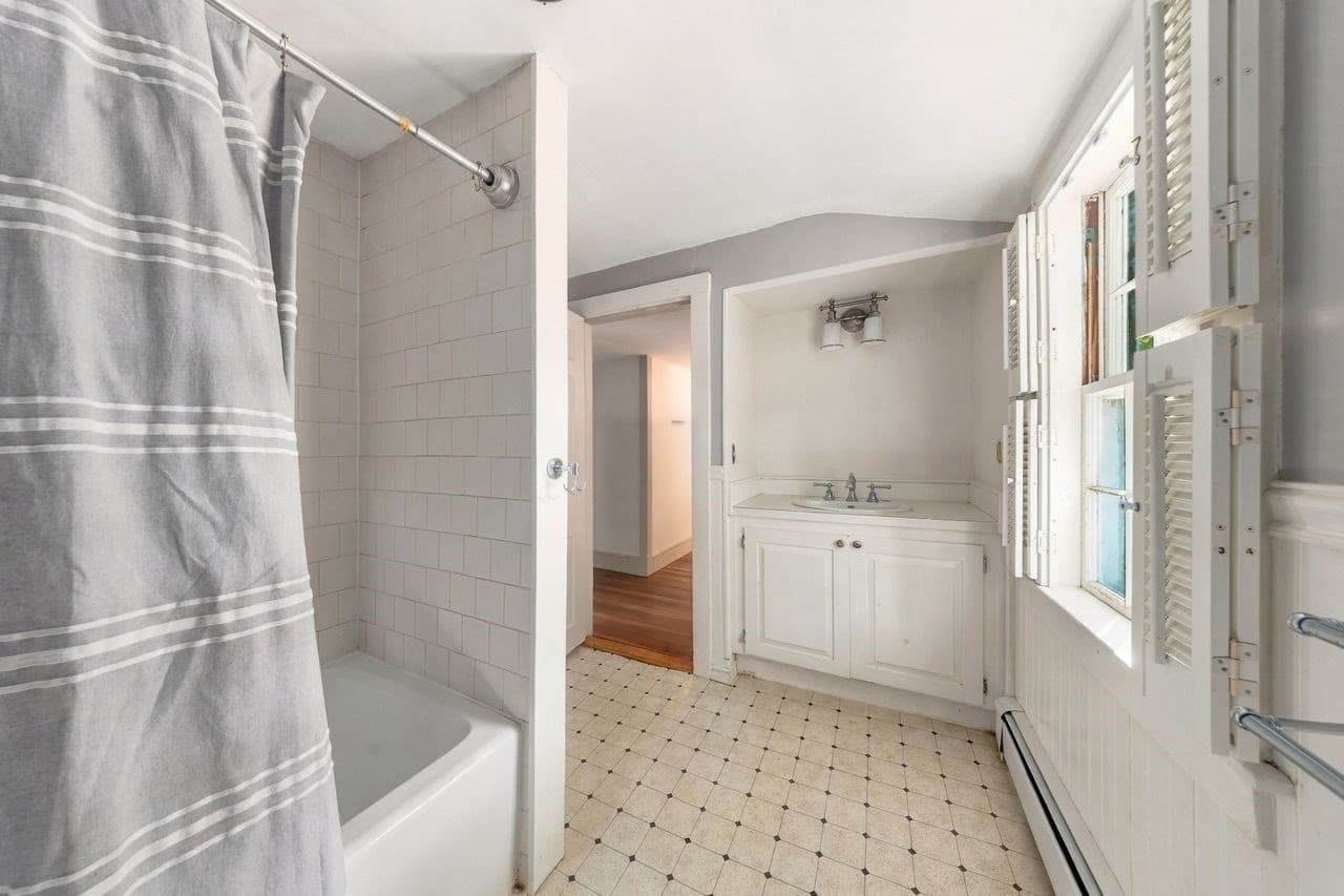 Single Family Residence at 448 River Street, Norwell MA 02061, Norwell, photo 18 of 41