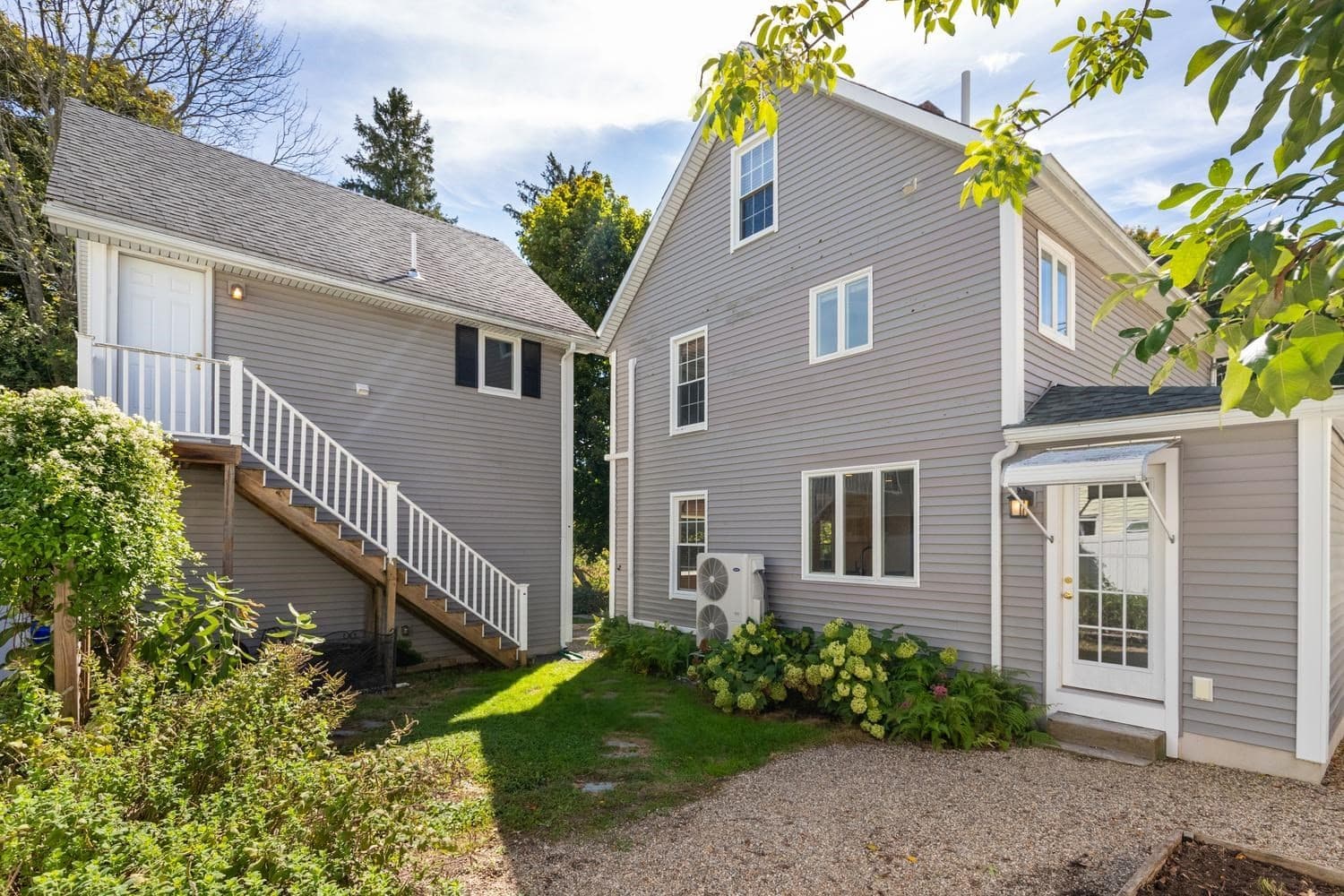Single Family Residence at 6 6th Street, Ipswich MA 01938, Ipswich, photo 2 of 38