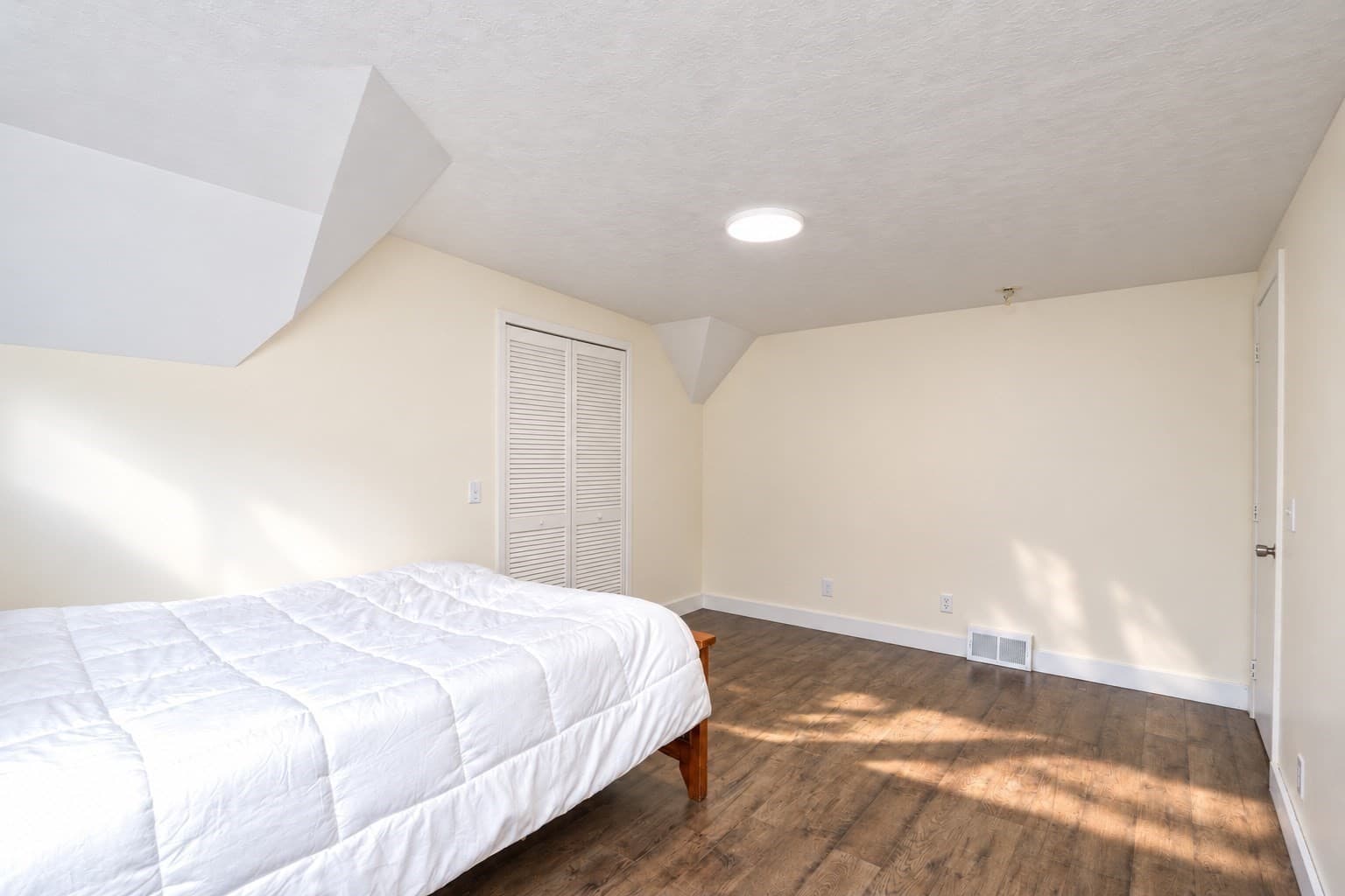 Single Family Residence at 176 Meadow St, Westfield MA 01085, Westfield, photo 26 of 42