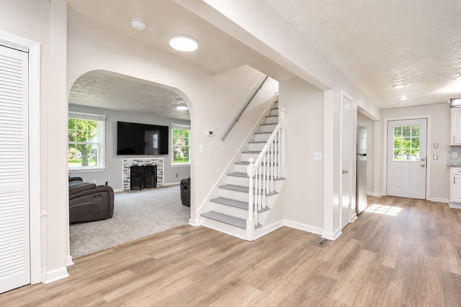 Single Family Residence at 176 Meadow St, Westfield MA 01085, Westfield, photo 11 of 42