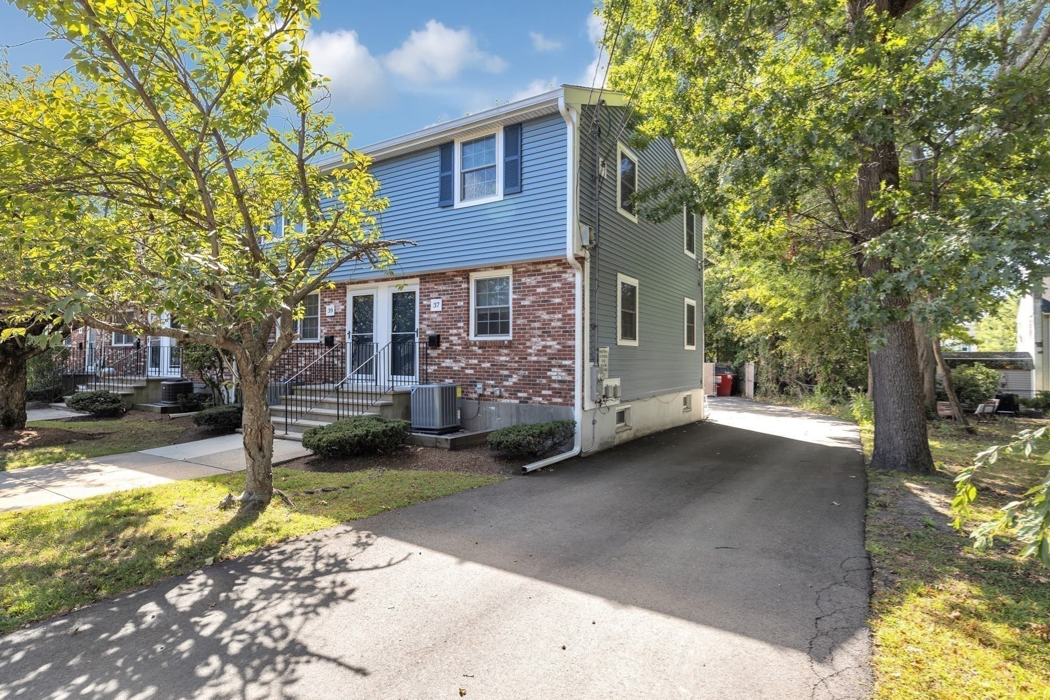 37 Leominster Rd # 37, Dedham MA 02026