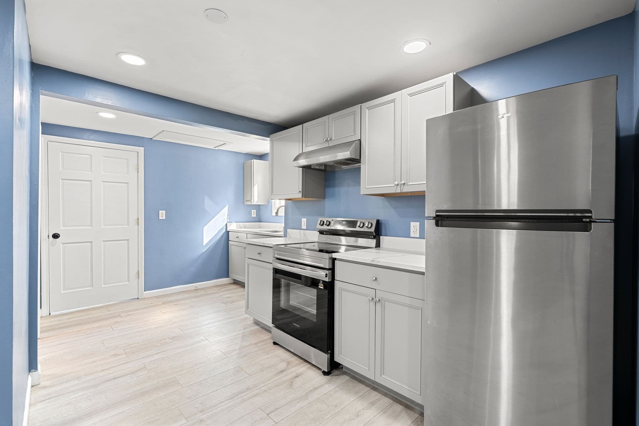 Multi Family at 461 Bridge Street, Weymouth MA 02191, Weymouth, photo 7 of 42