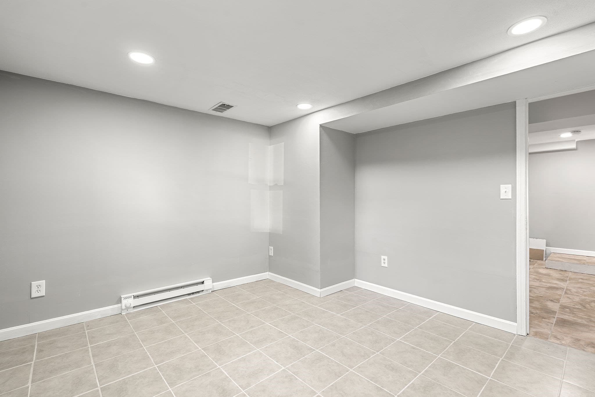 Multi Family at 461 Bridge Street, Weymouth MA 02191, Weymouth, photo 36 of 42