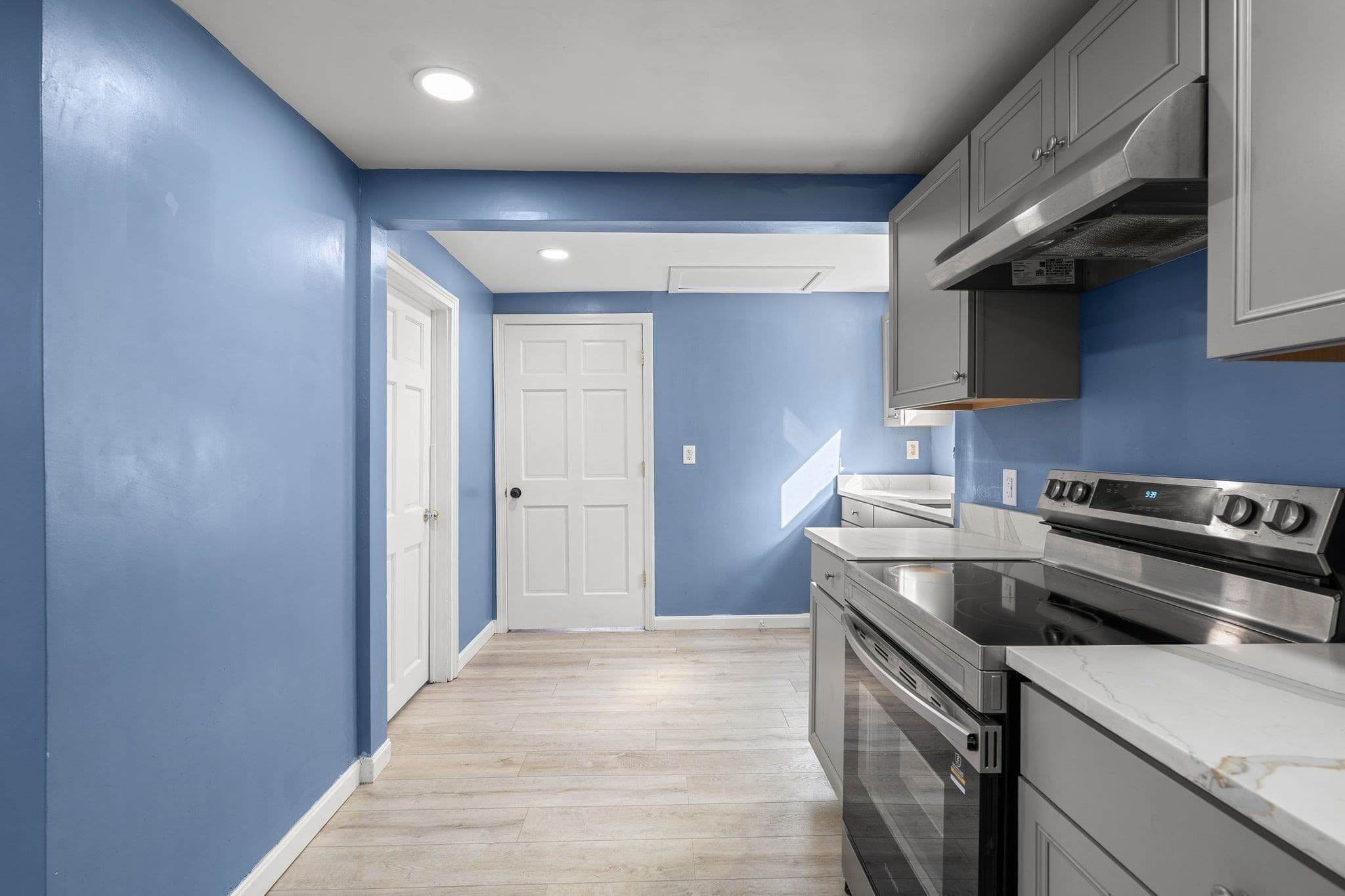 Multi Family at 461 Bridge Street, Weymouth MA 02191, Weymouth, photo 10 of 42