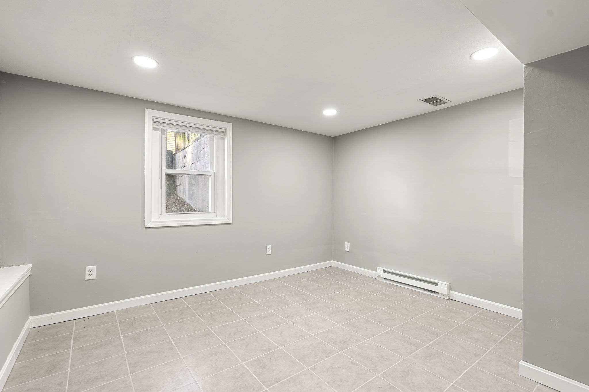 Multi Family at 461 Bridge Street, Weymouth MA 02191, Weymouth, photo 35 of 42