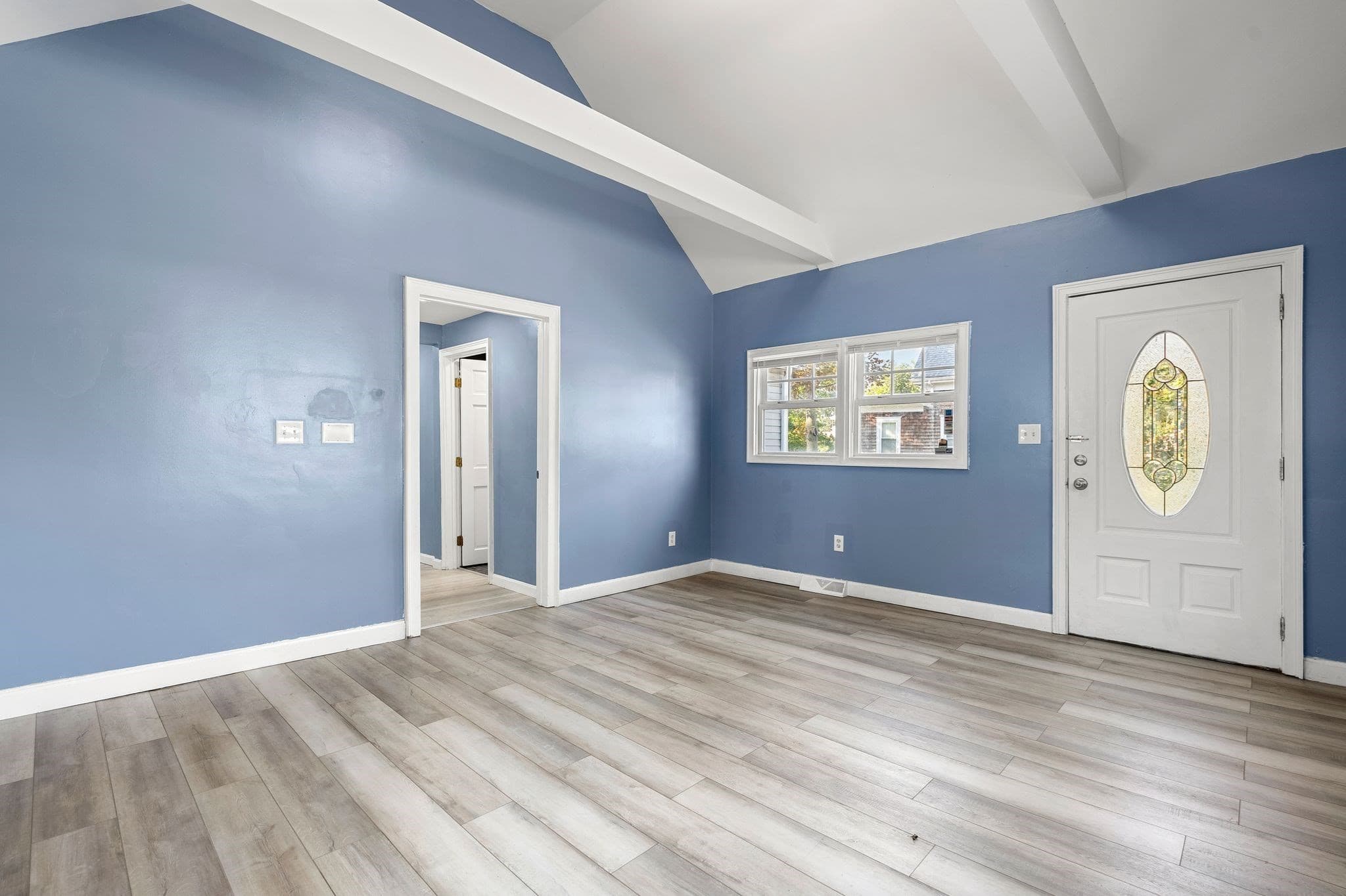 Multi Family at 461 Bridge Street, Weymouth MA 02191, Weymouth, photo 4 of 42