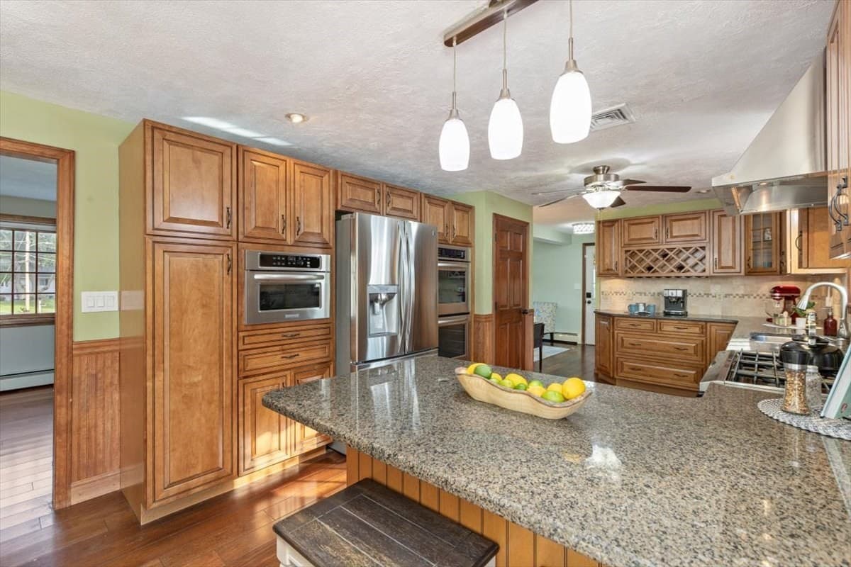Single Family Residence at 238 Beech St, Tewksbury MA 01876, Tewksbury, photo 12 of 38