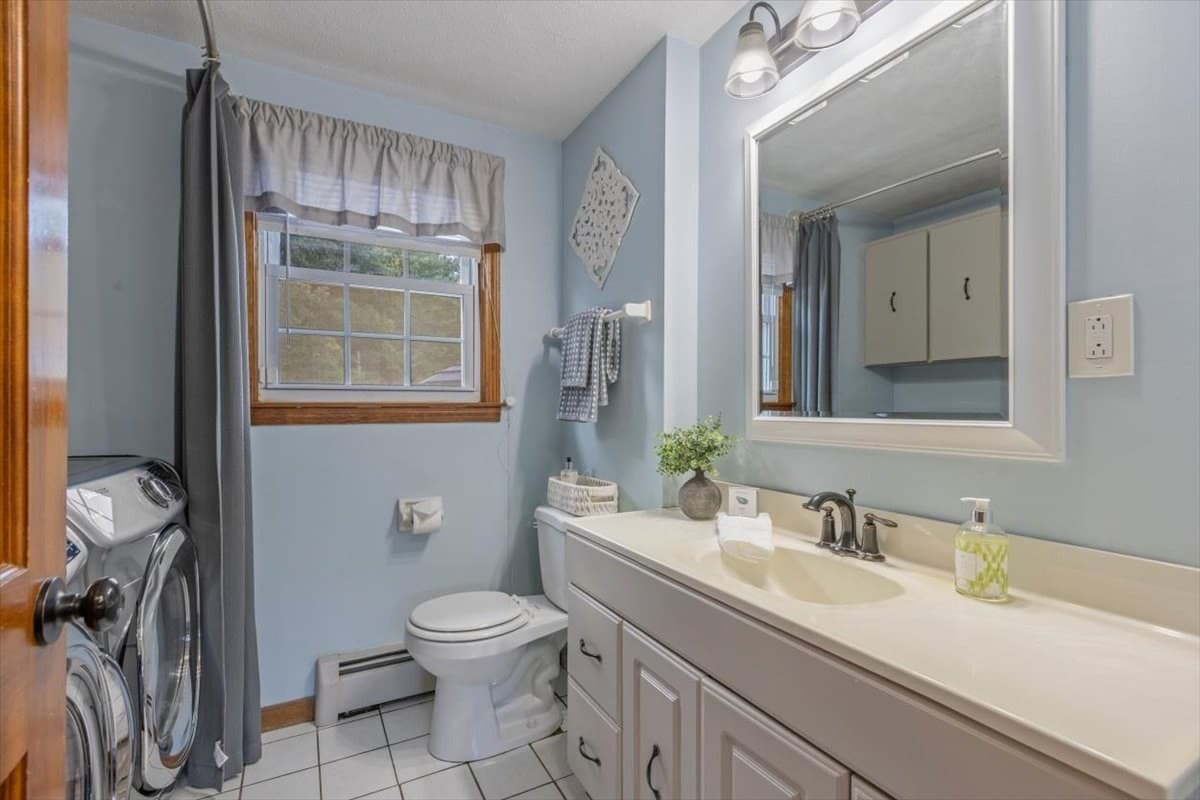 Single Family Residence at 238 Beech St, Tewksbury MA 01876, Tewksbury, photo 9 of 38