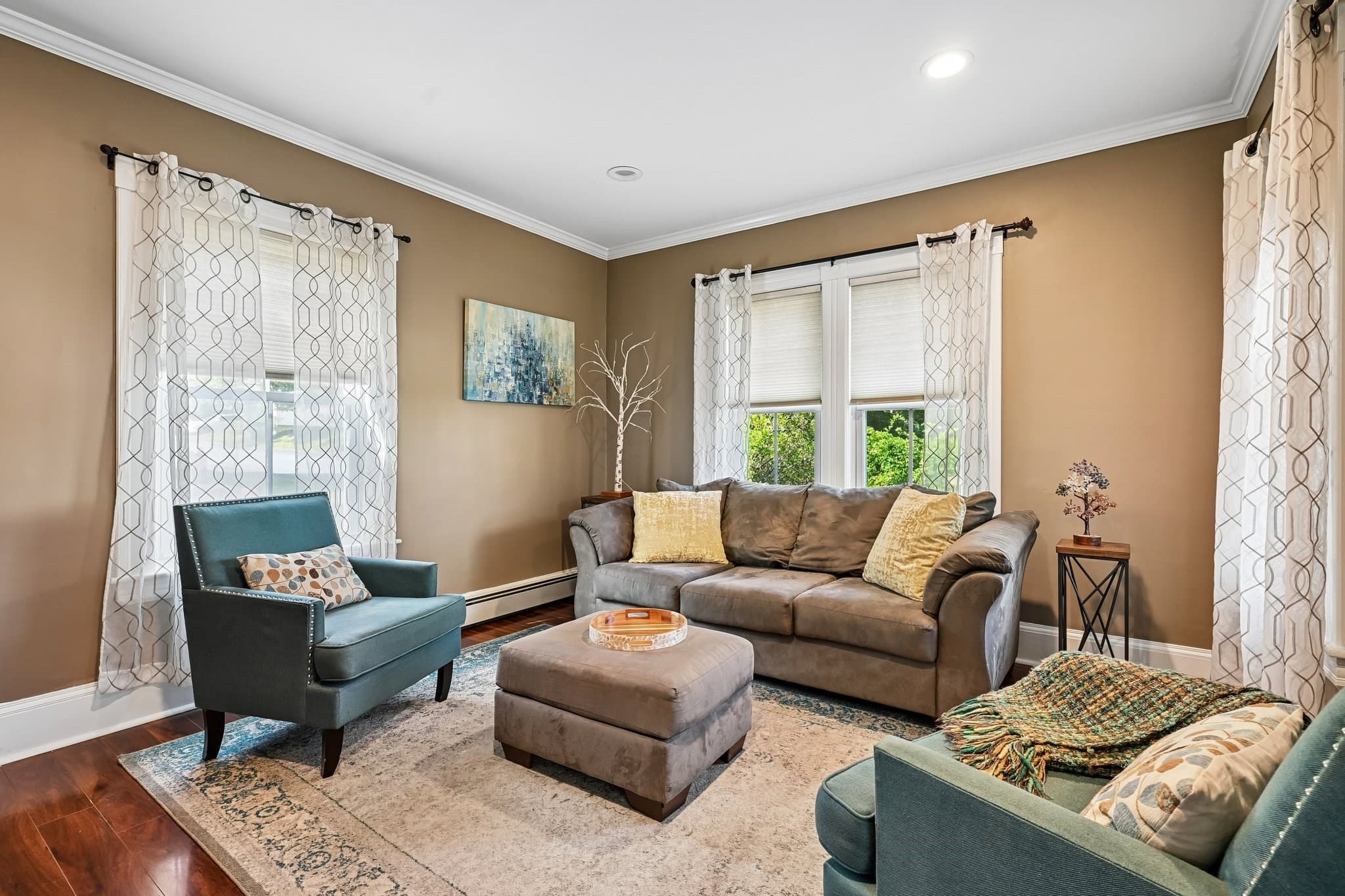 Single Family Residence at 18 Highland Ave, Chelmsford MA 01863, Chelmsford, photo 6 of 32