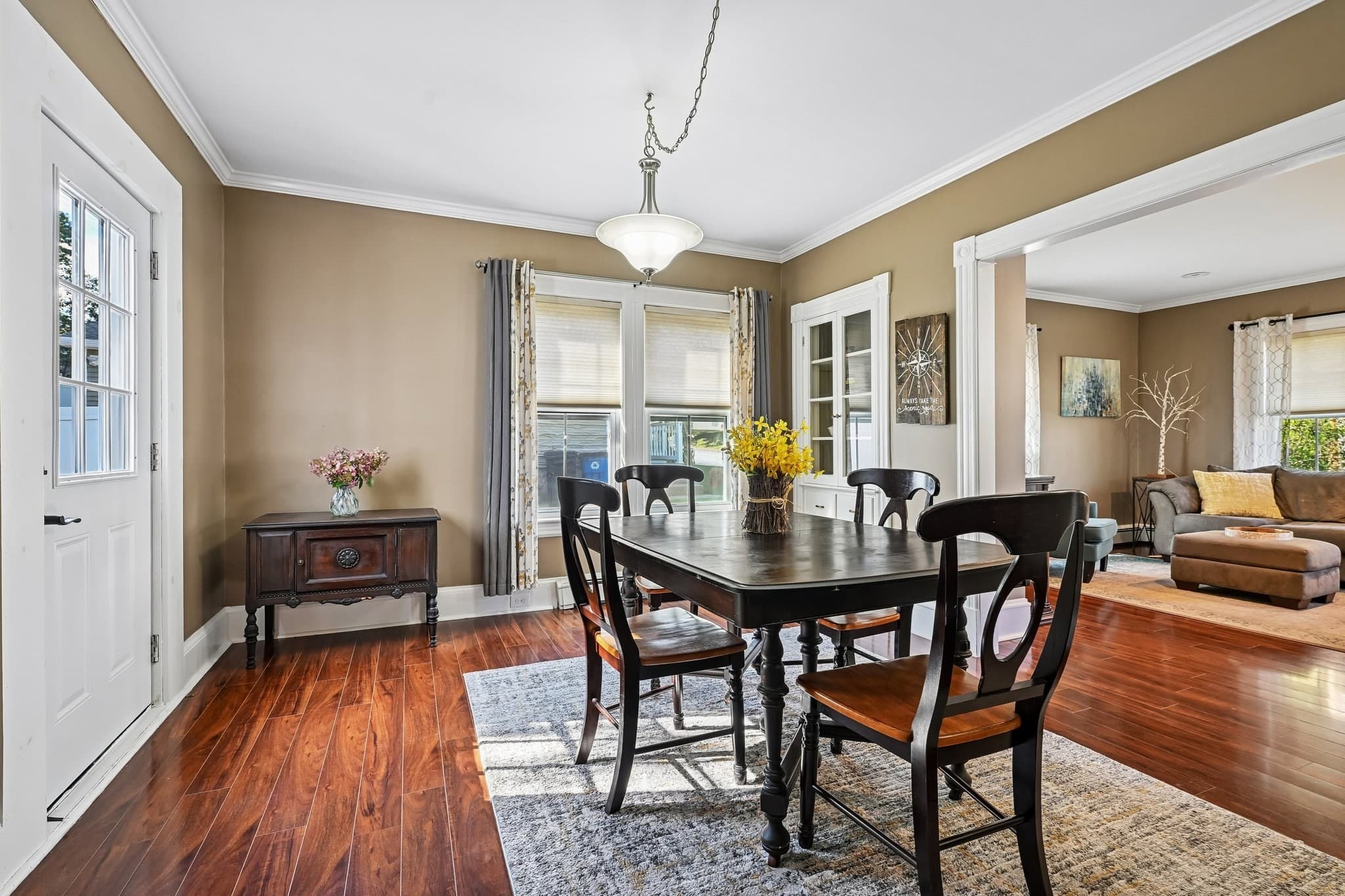 Single Family Residence at 18 Highland Ave, Chelmsford MA 01863, Chelmsford, photo 8 of 32