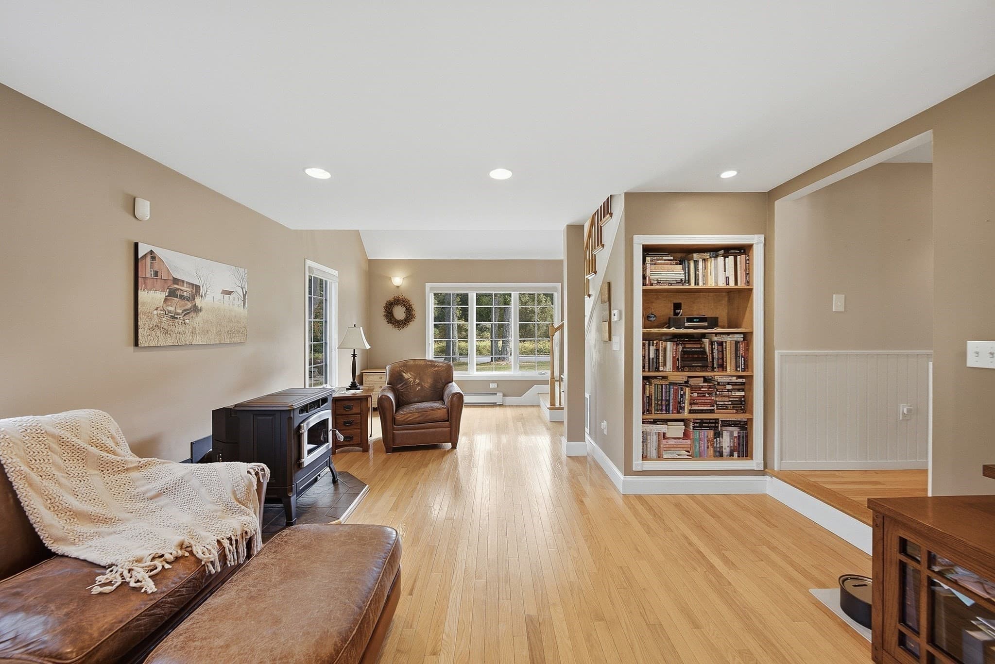 Single Family Residence at 80 Dodge Hill Rd, Sutton MA 01590, Sutton, photo 11 of 42