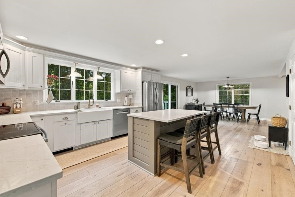 Single Family Residence at 31 Village, Sandwich MA 02537, Sandwich, photo 6 of 35