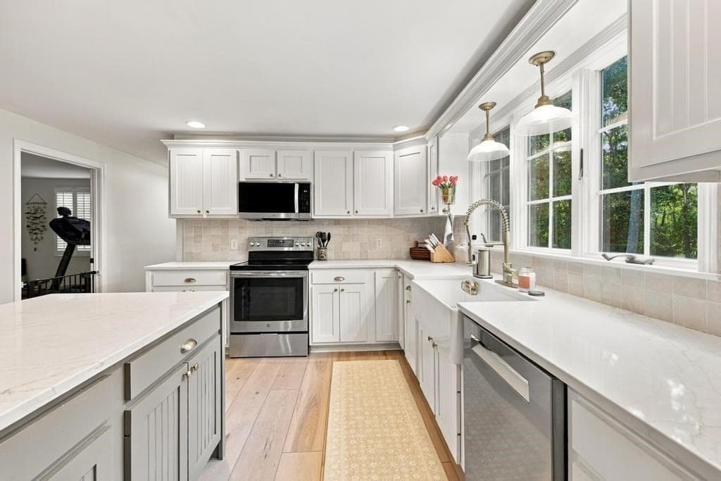 Single Family Residence at 31 Village, Sandwich MA 02537, Sandwich, photo 7 of 35