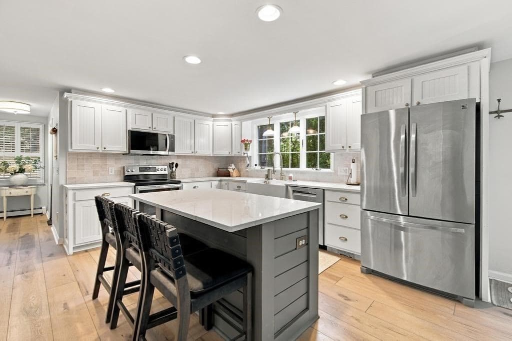 Single Family Residence at 31 Village, Sandwich MA 02537, Sandwich, photo 4 of 35