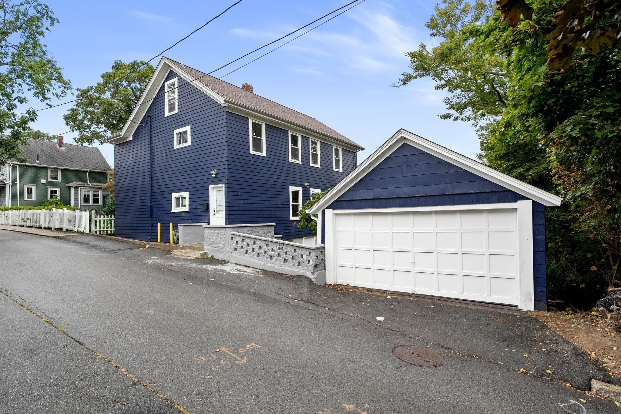 376 N Underwood St, Fall River MA 02720