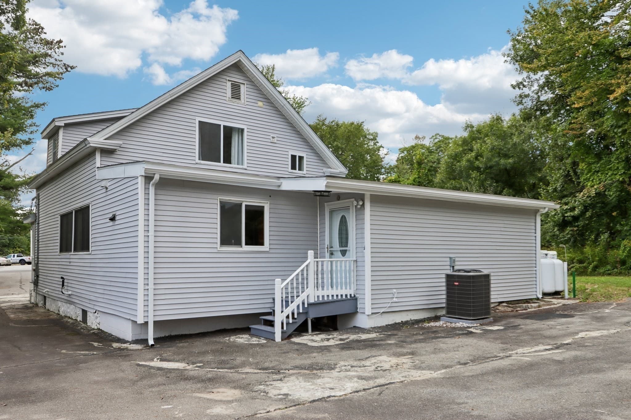 Single Family Residence at 31 Parham Rd, Tyngsborough MA 01879, Tyngsborough, photo 27 of 34