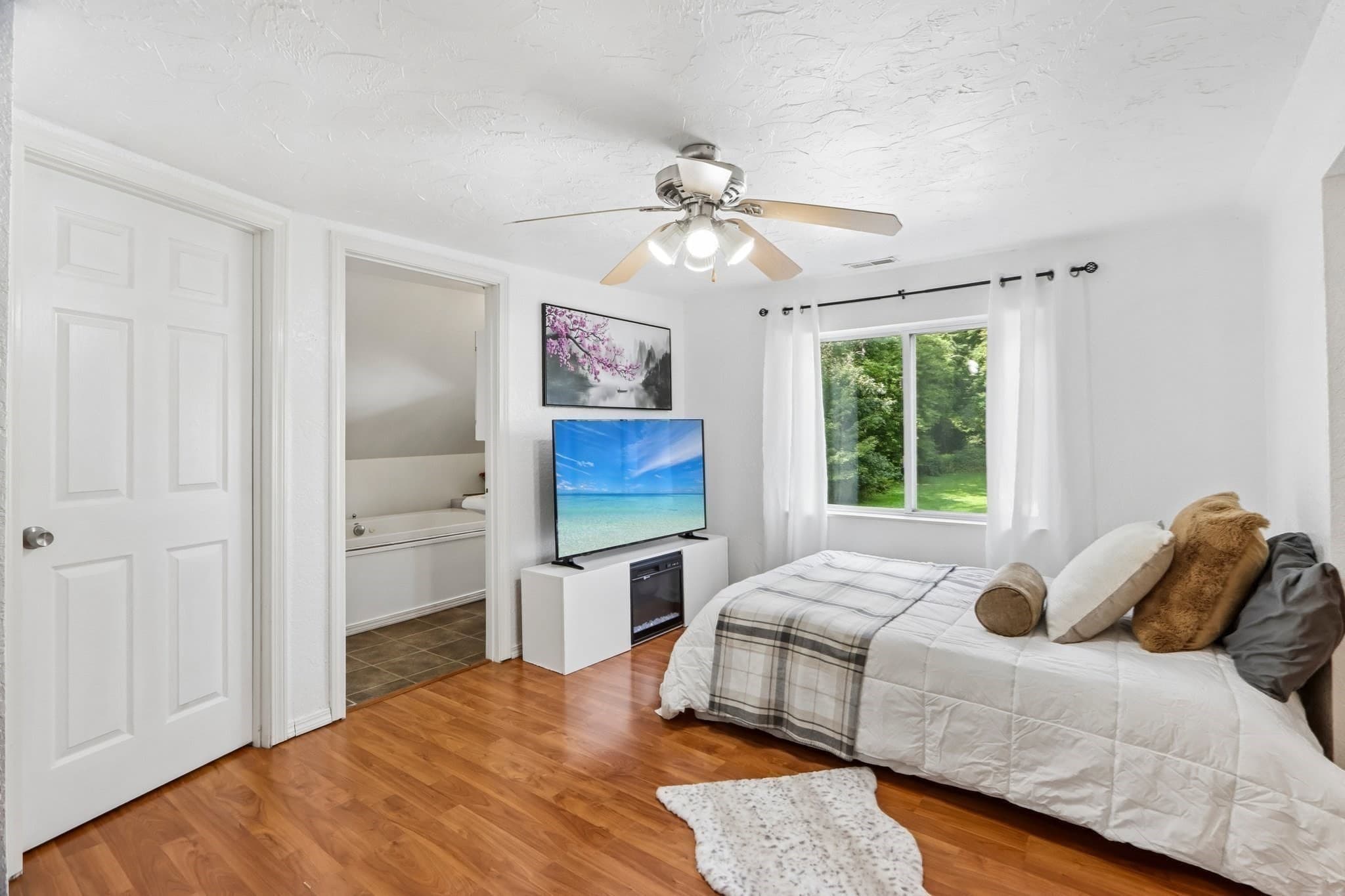 Single Family Residence at 31 Parham Rd, Tyngsborough MA 01879, Tyngsborough, photo 22 of 34