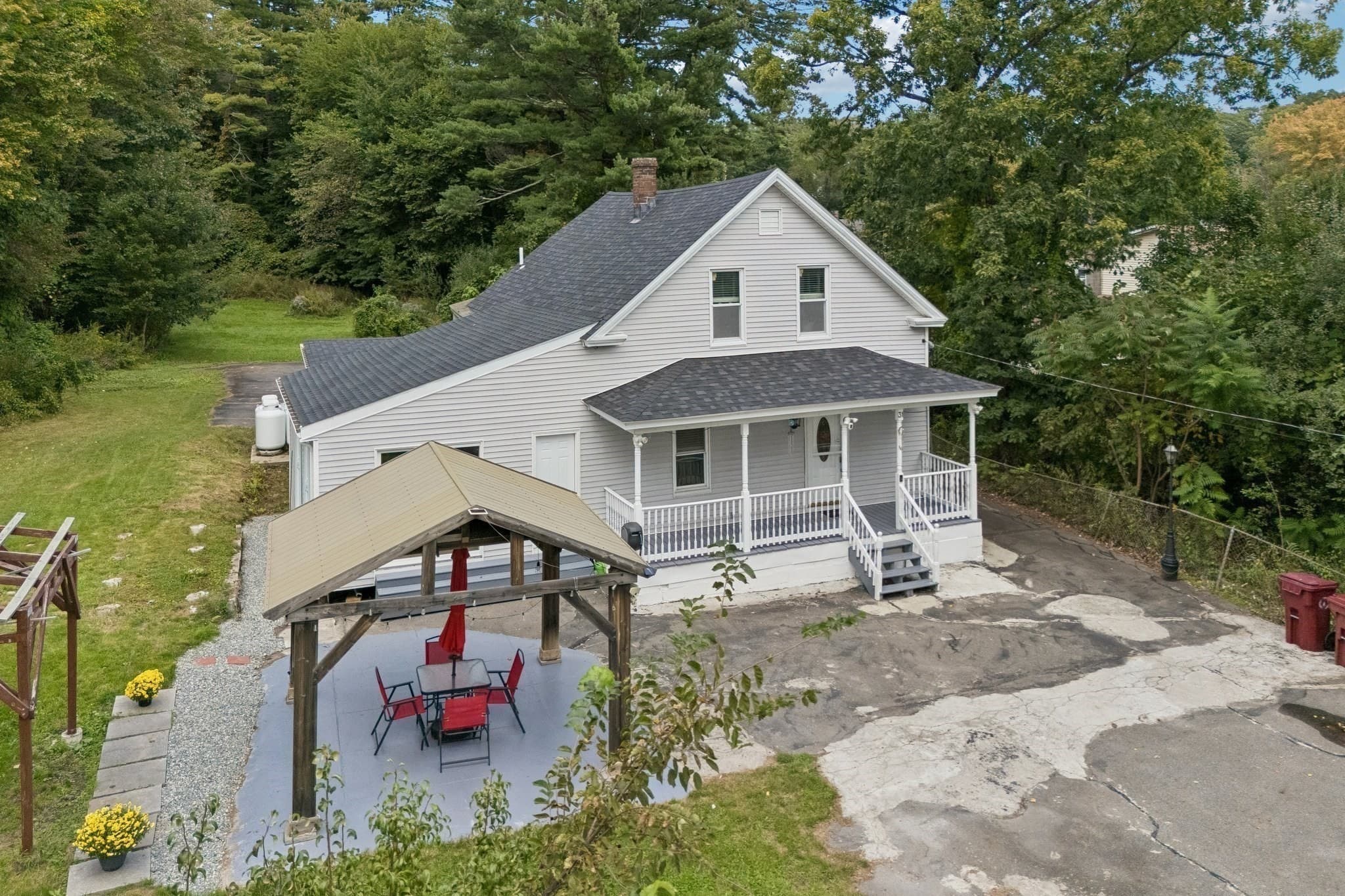 Single Family Residence at 31 Parham Rd, Tyngsborough MA 01879, Tyngsborough, photo 3 of 34