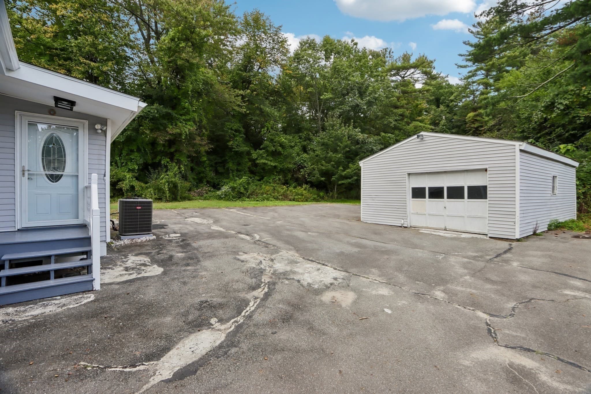 Single Family Residence at 31 Parham Rd, Tyngsborough MA 01879, Tyngsborough, photo 28 of 34