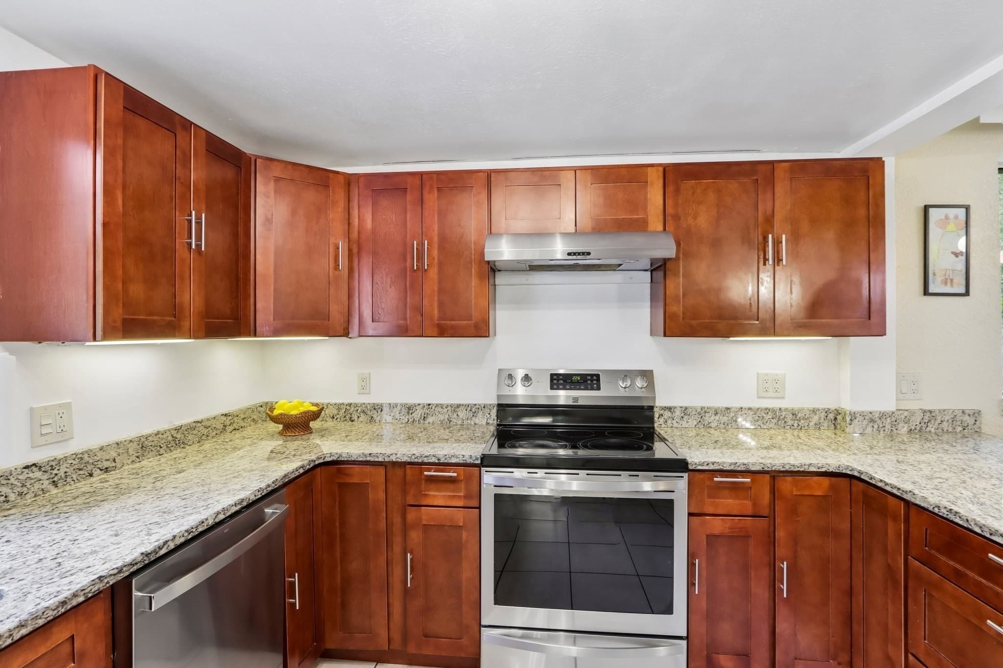 Single Family Residence at 31 Parham Rd, Tyngsborough MA 01879, Tyngsborough, photo 9 of 34