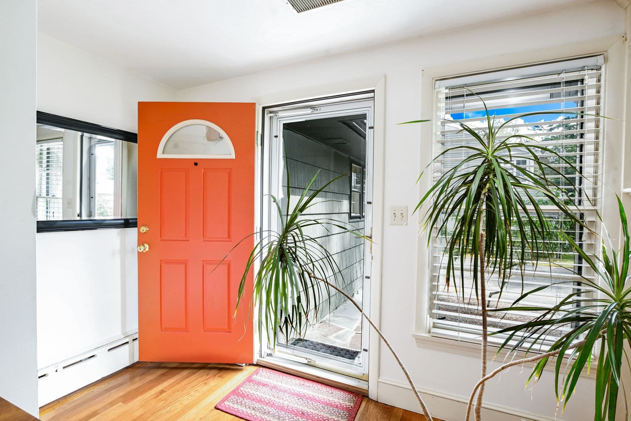 Single Family Residence at 15 Harding St, New Bedford MA 02740, New Bedford, photo 3 of 27