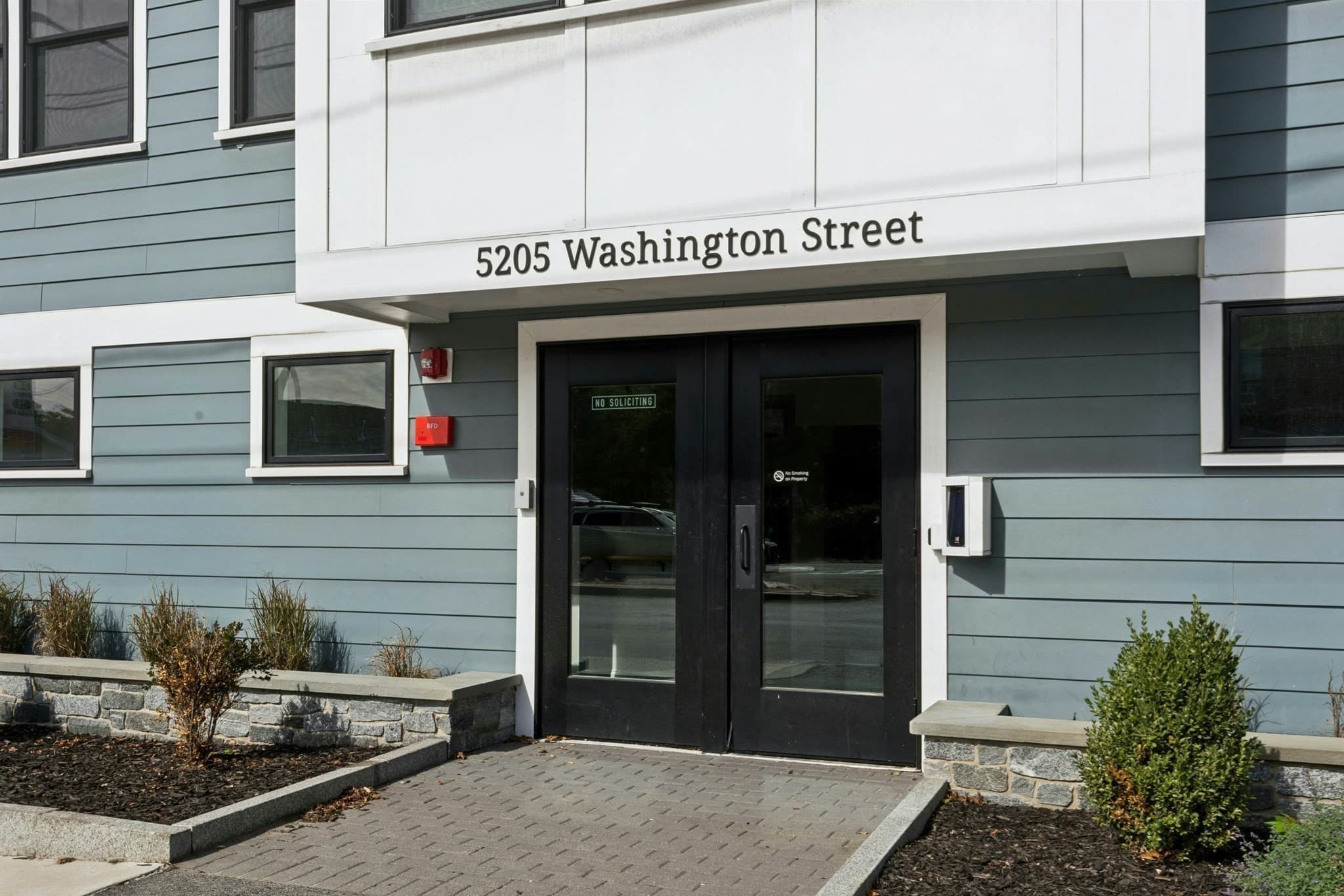 Condominium at 5205 Washington # 305, Boston MA 02132, Boston, photo 2 of 18