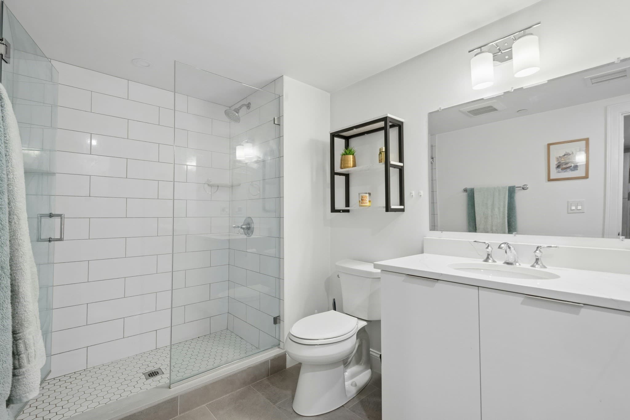 Condominium at 5205 Washington # 305, Boston MA 02132, Boston, photo 15 of 18