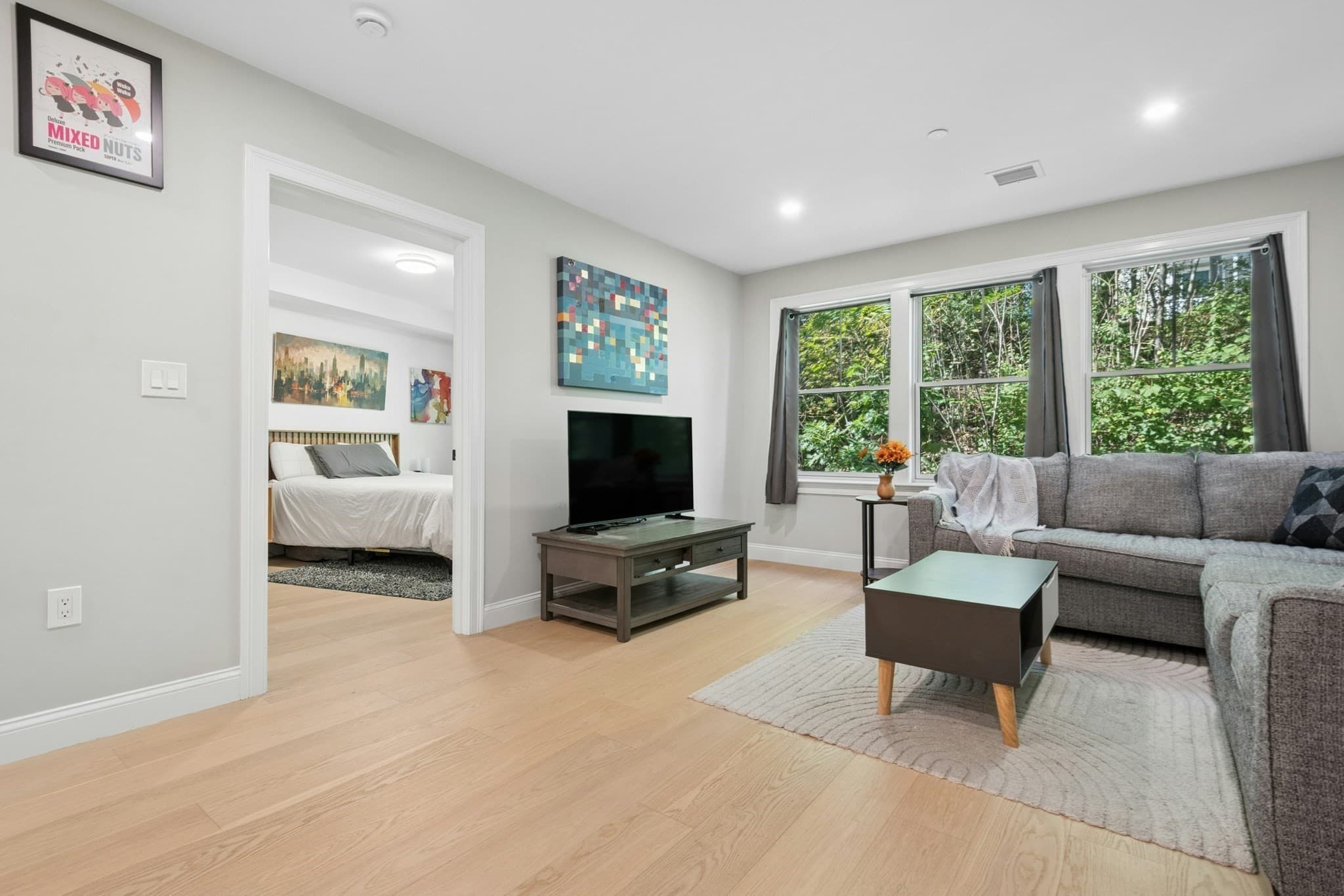 Condominium at 5205 Washington # 305, Boston MA 02132, Boston, photo 11 of 18