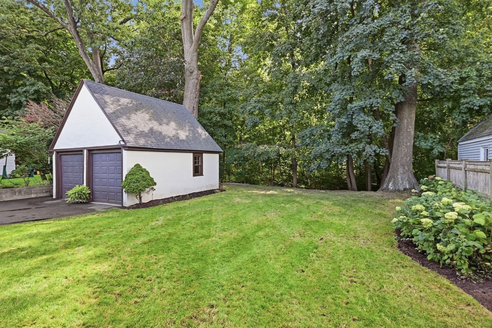Single Family Residence at 131 Wenonah Rd, Longmeadow MA 01106, Longmeadow, photo 36 of 39