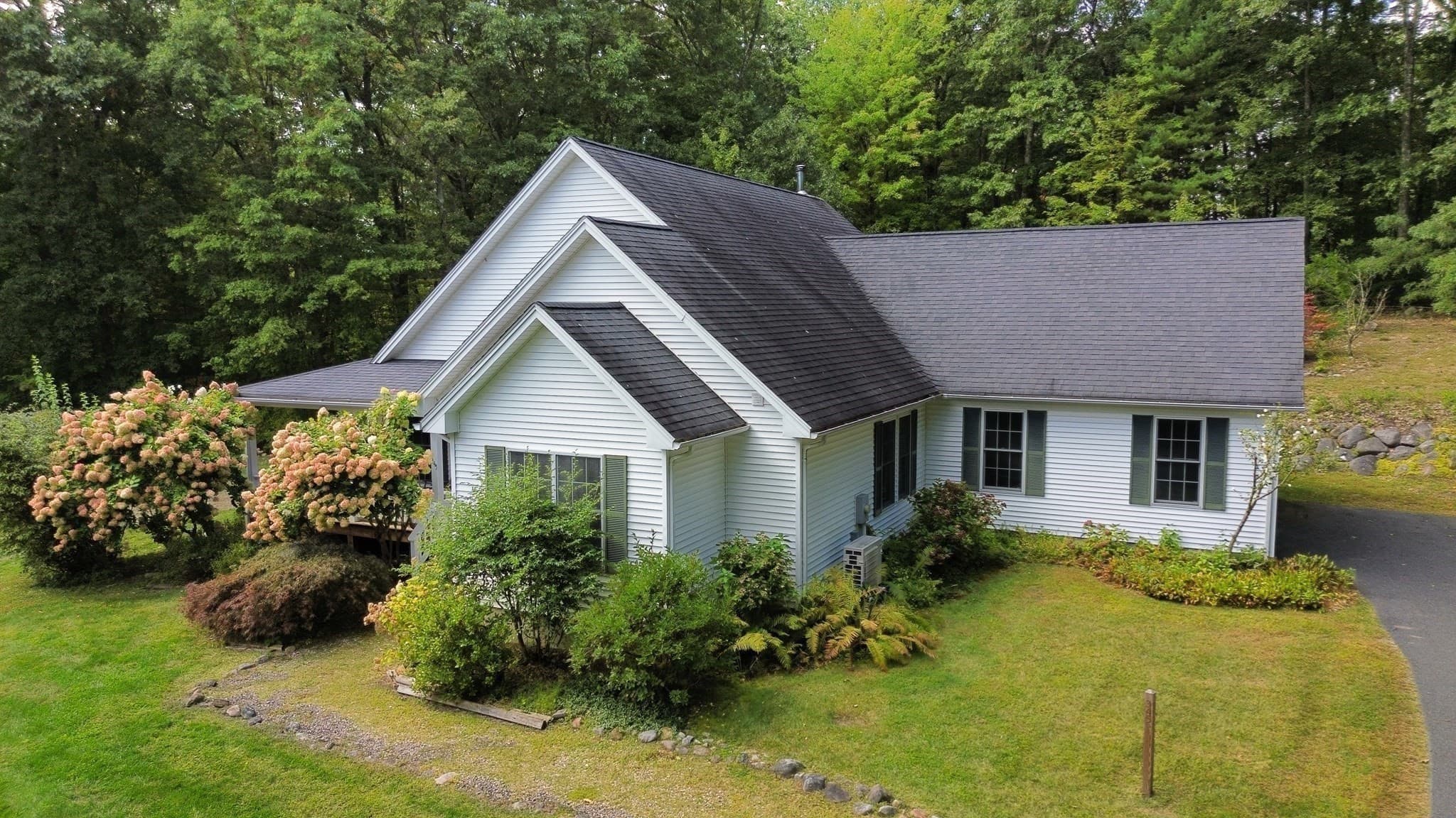 345 Rocky Hill Rd, Northampton MA 01062