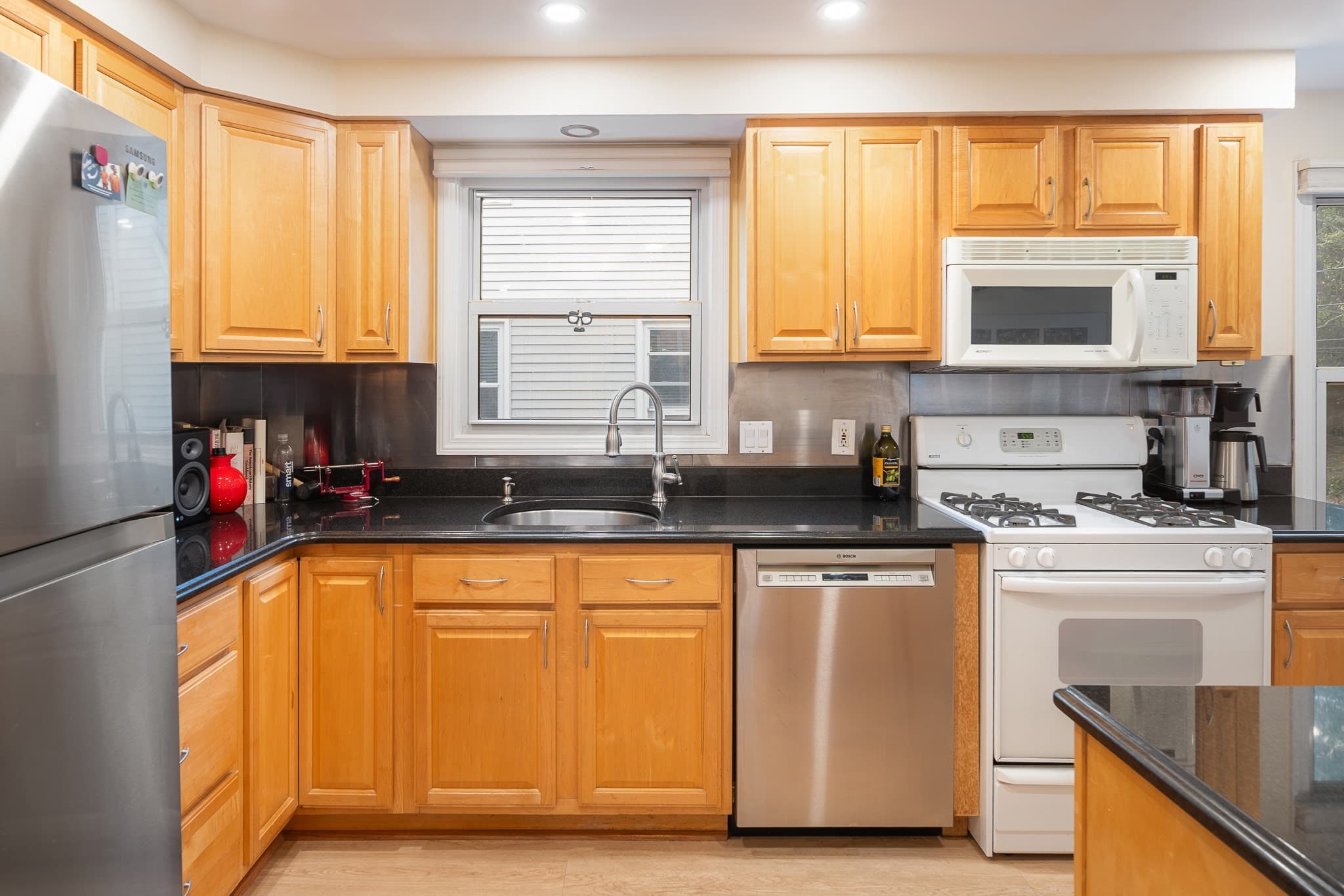 Condominium at 29 Pinecliff Road # 29, Boston MA 02132, Boston, photo 2 of 32
