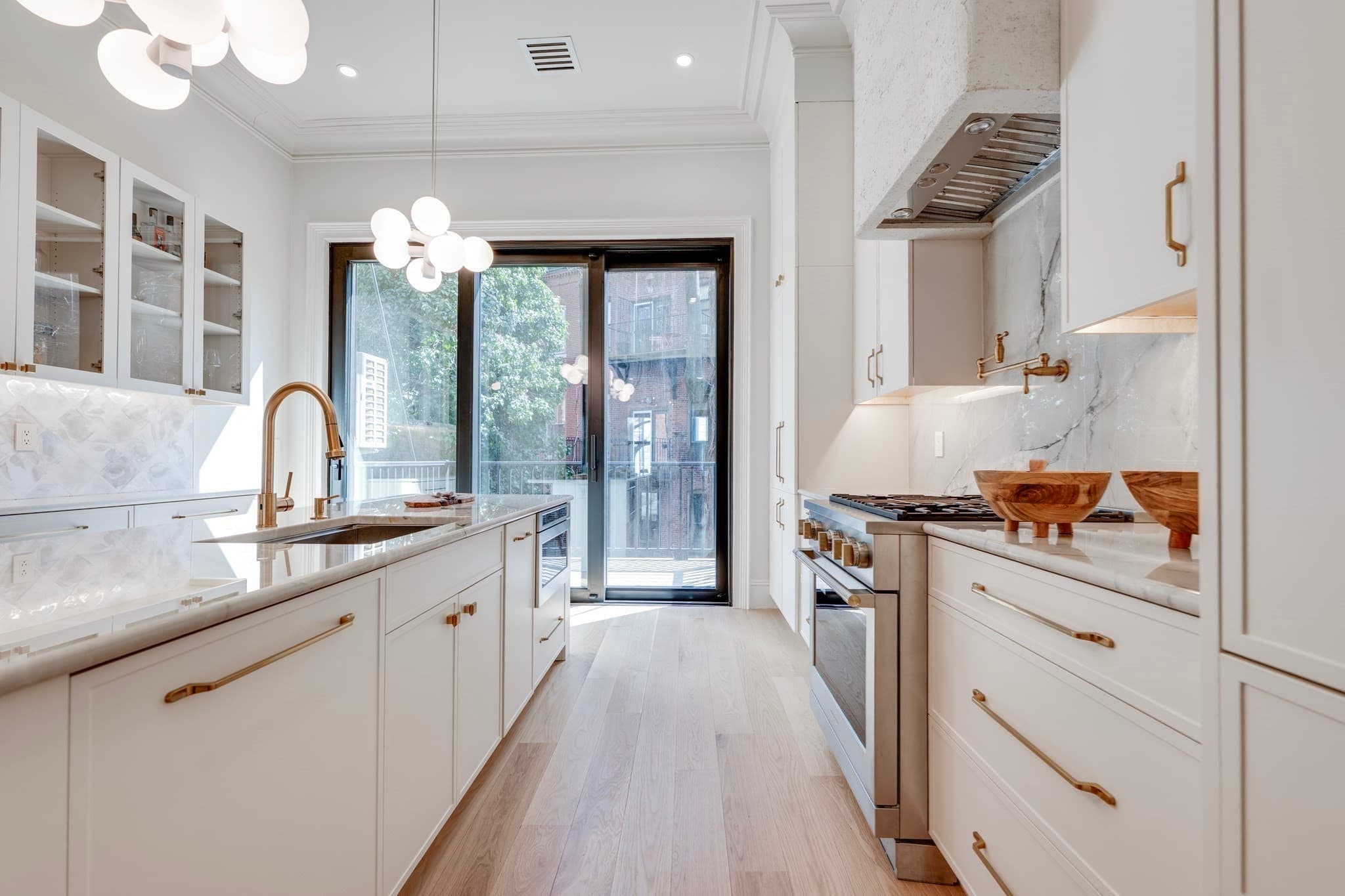 Condominium at 298 Columbus Ave # 3, Boston MA 02116, Boston, photo 6 of 33