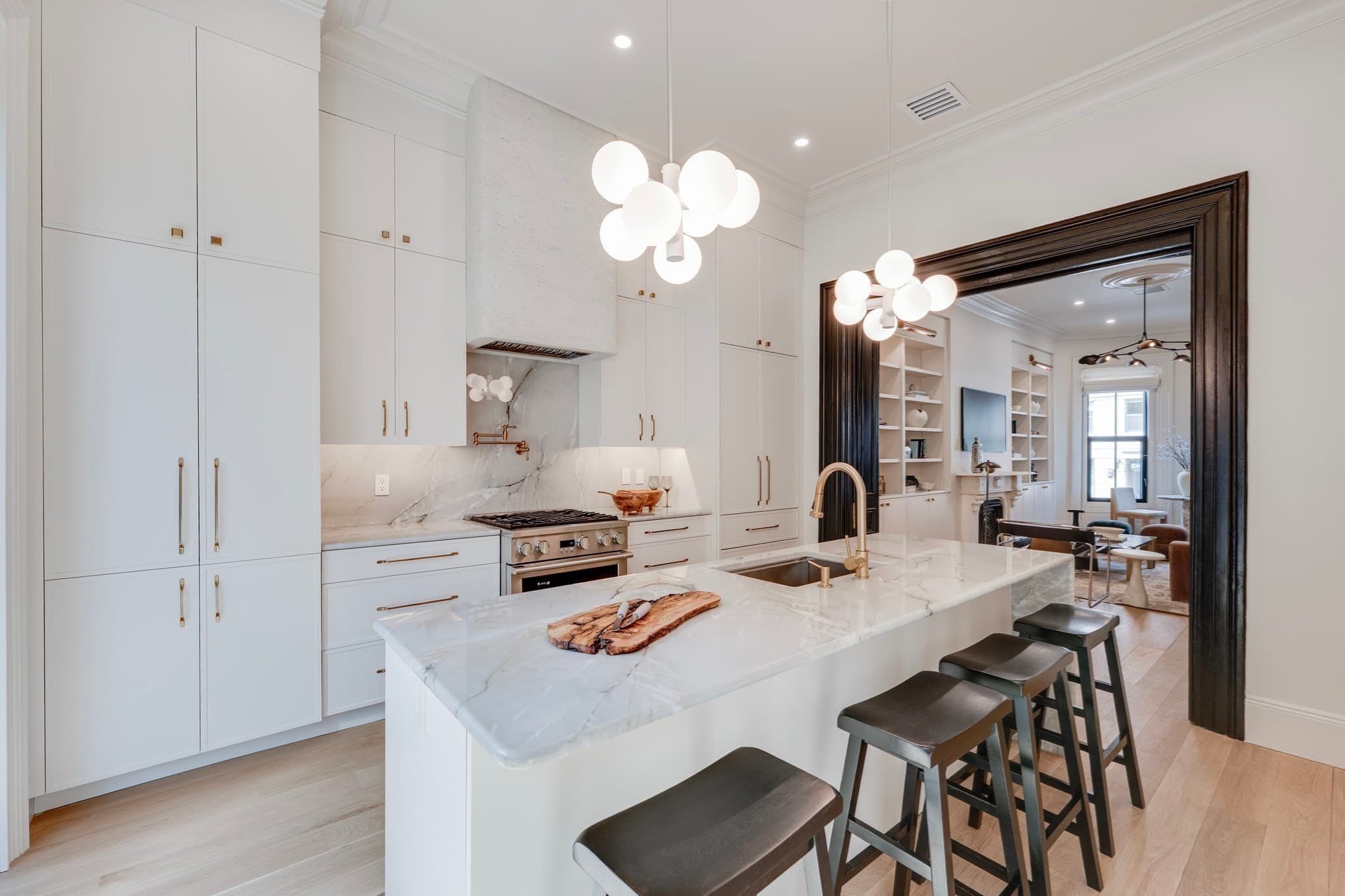 Condominium at 298 Columbus Ave # 3, Boston MA 02116, Boston, photo 7 of 33
