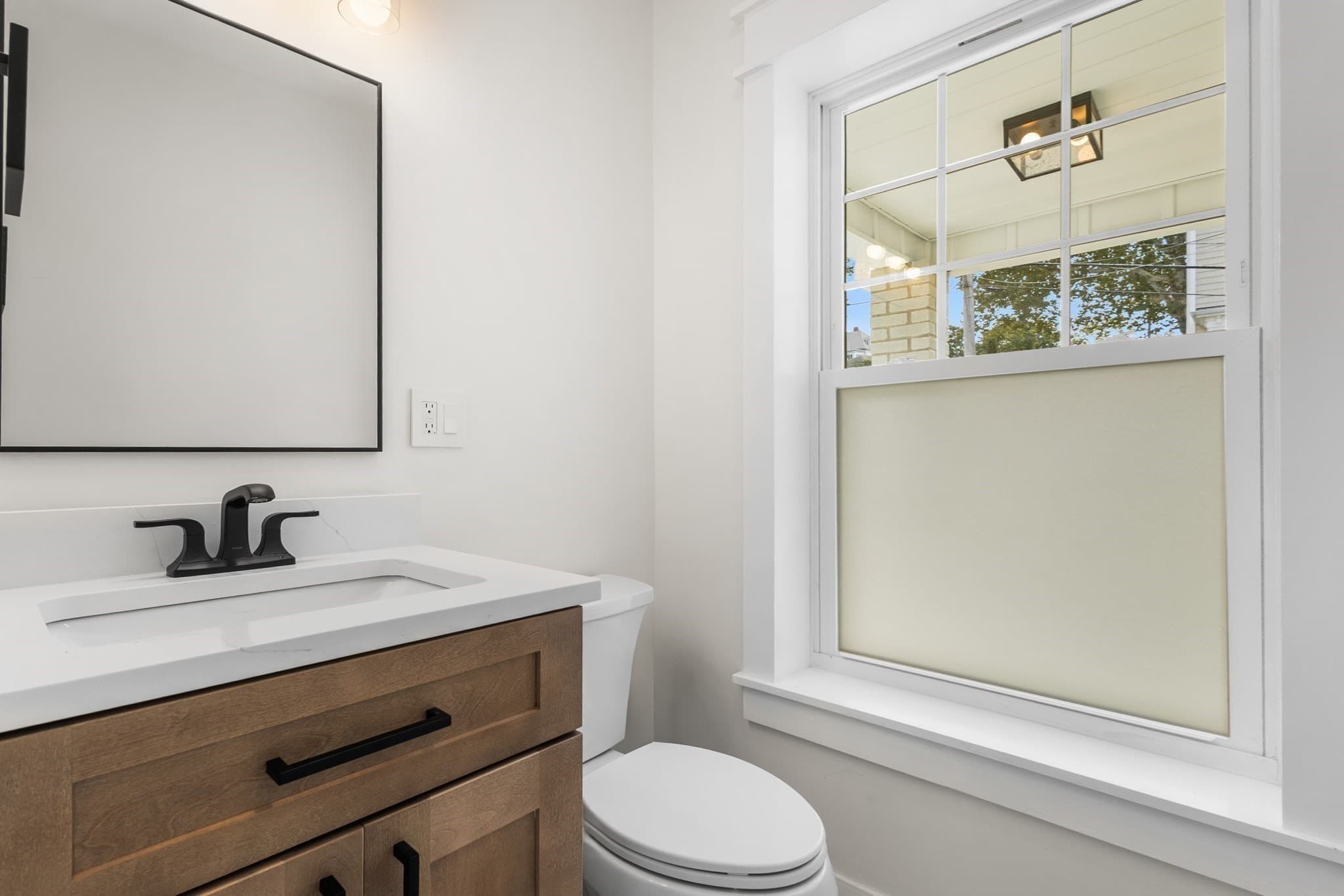 Single Family Residence at 256 Weetamoe St., Fall River MA 02720, Fall River, photo 8 of 42
