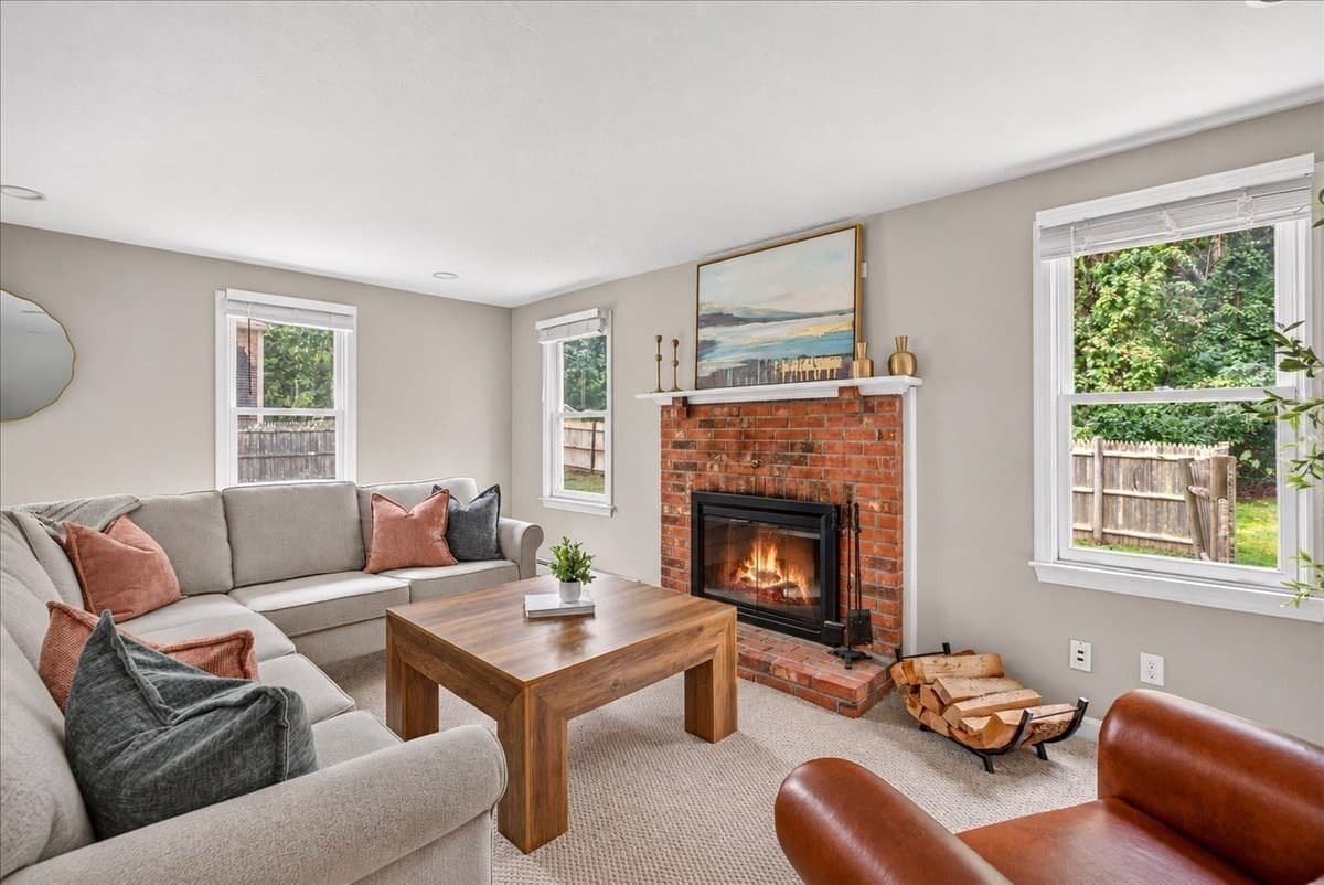Single Family Residence at 8 Craig St # 8, Plymouth MA 02360, Plymouth, photo 6 of 30
