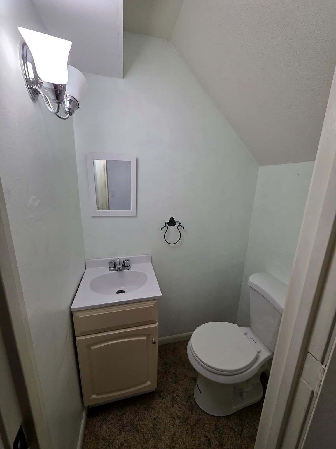 Condominium at 2 Princeton Ter # 2, Greenfield MA 01301, Greenfield, photo 10 of 27