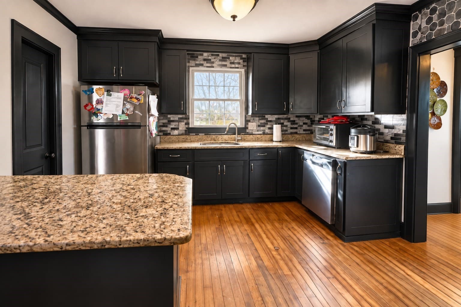 Single Family Residence at 64 Albee St, Fitchburg MA 01420, Fitchburg, photo 3 of 19