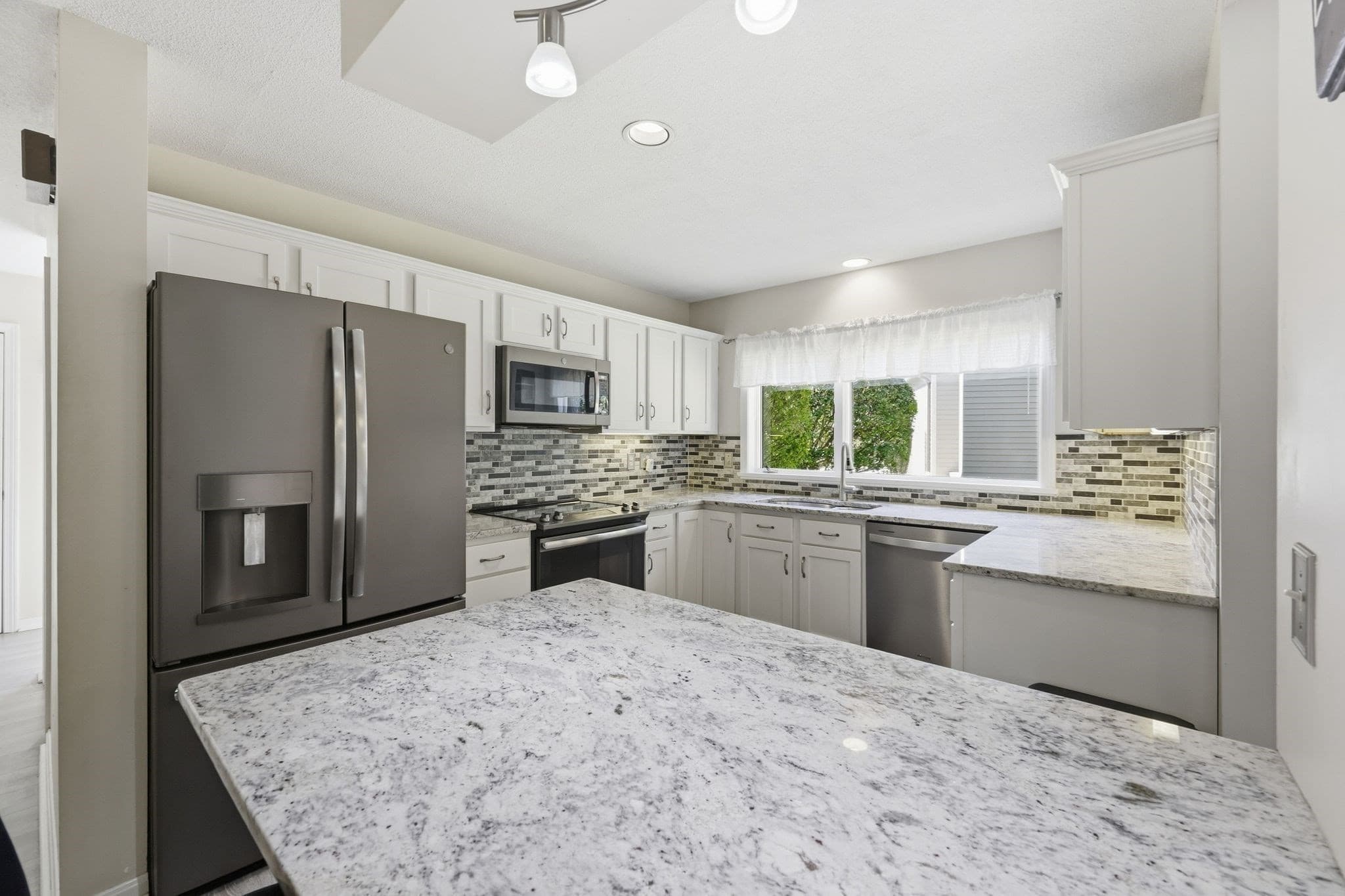 Condominium at 108 Fairway Village # 108, Northampton MA 01053, Northampton, photo 12 of 32