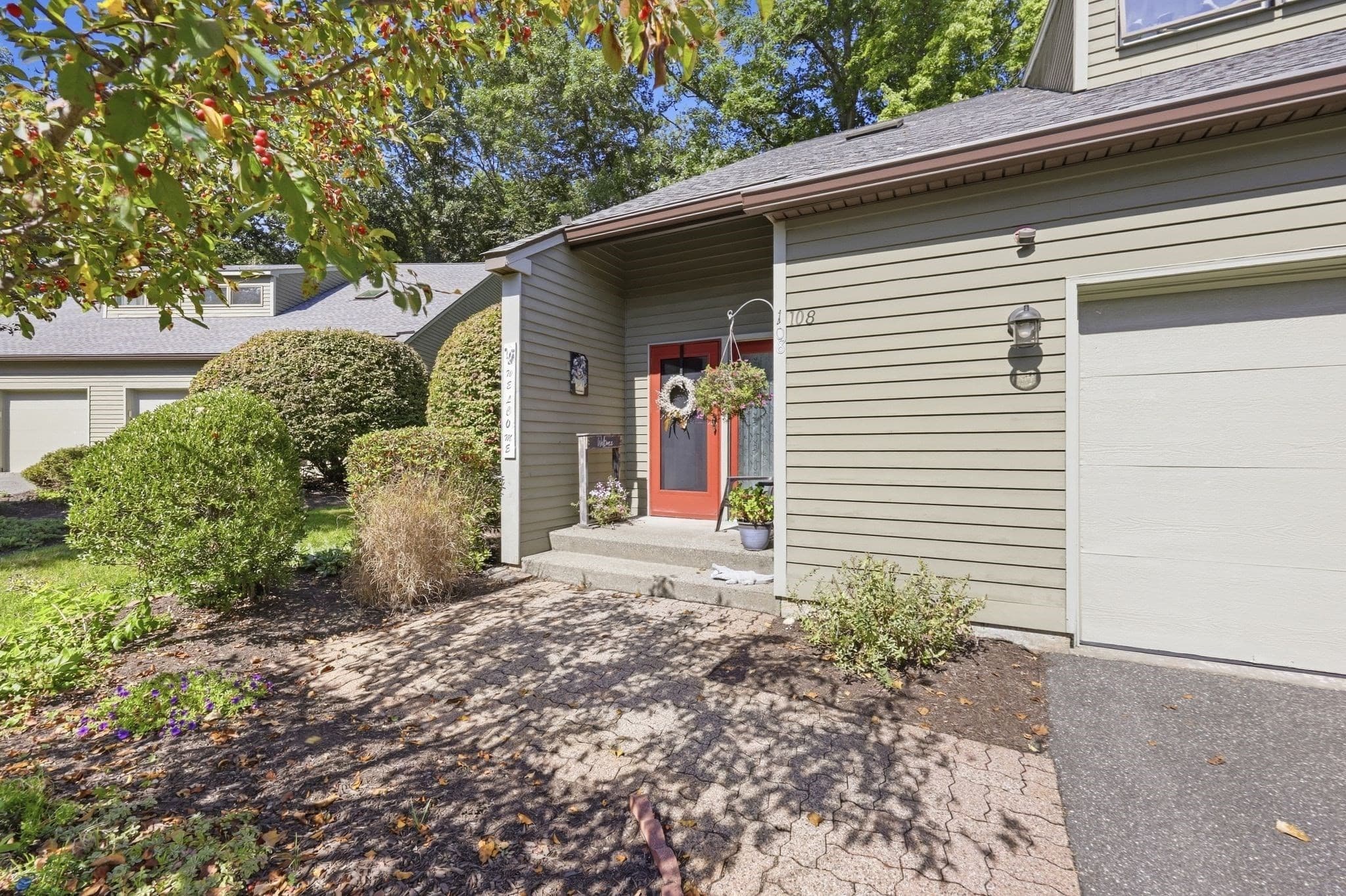 Condominium at 108 Fairway Village # 108, Northampton MA 01053, Northampton, photo 3 of 32
