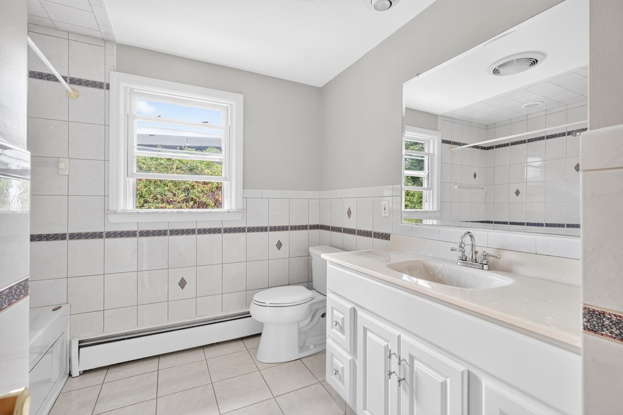 Single Family Residence at 120 Homewood Ave, North Providence RI 02911, North Providence, photo 24 of 42